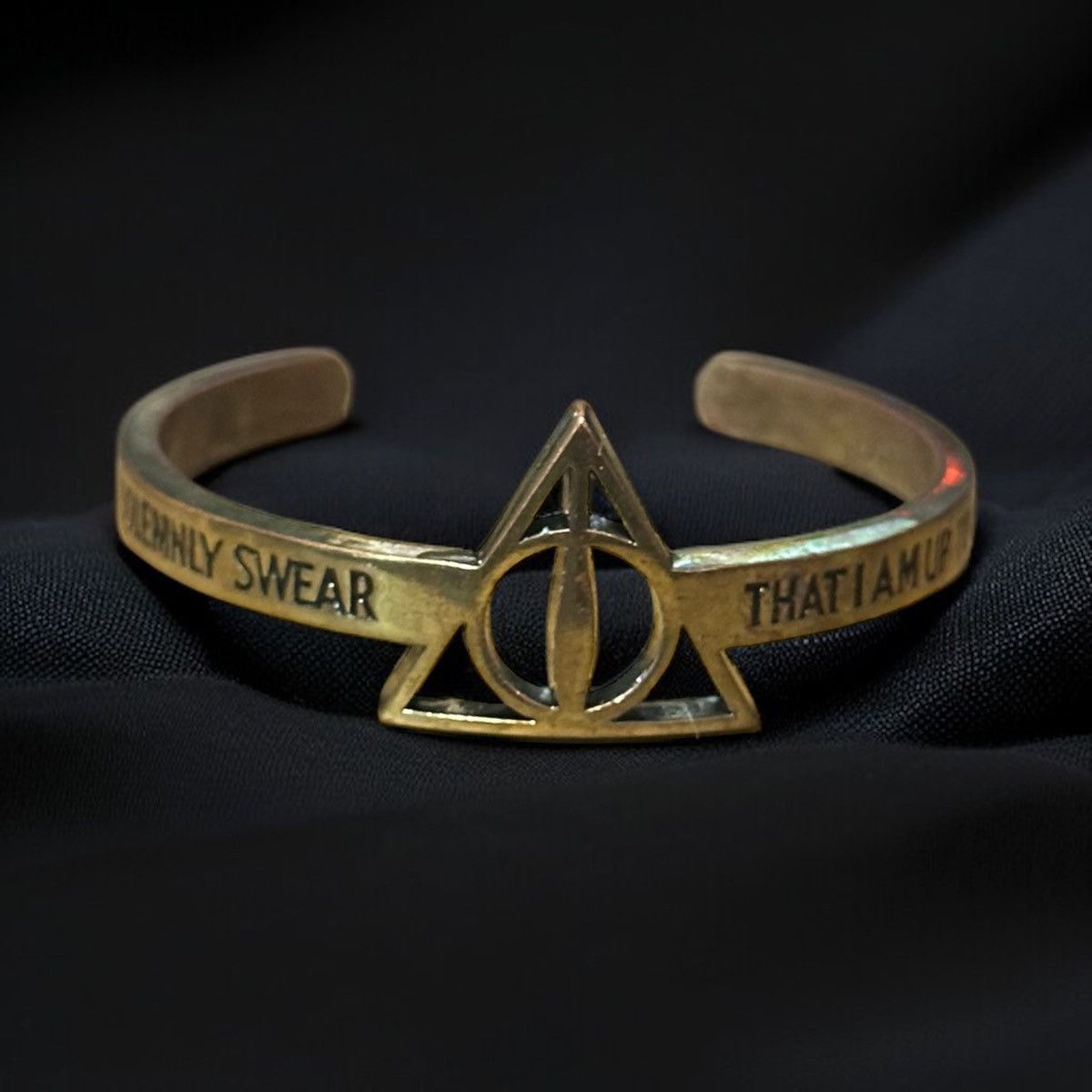 Warner Bros Harry Potter I Solemnly Swear Deathly Hollows cuff bracelet Size ONE SIZE - 1 Thumbnail