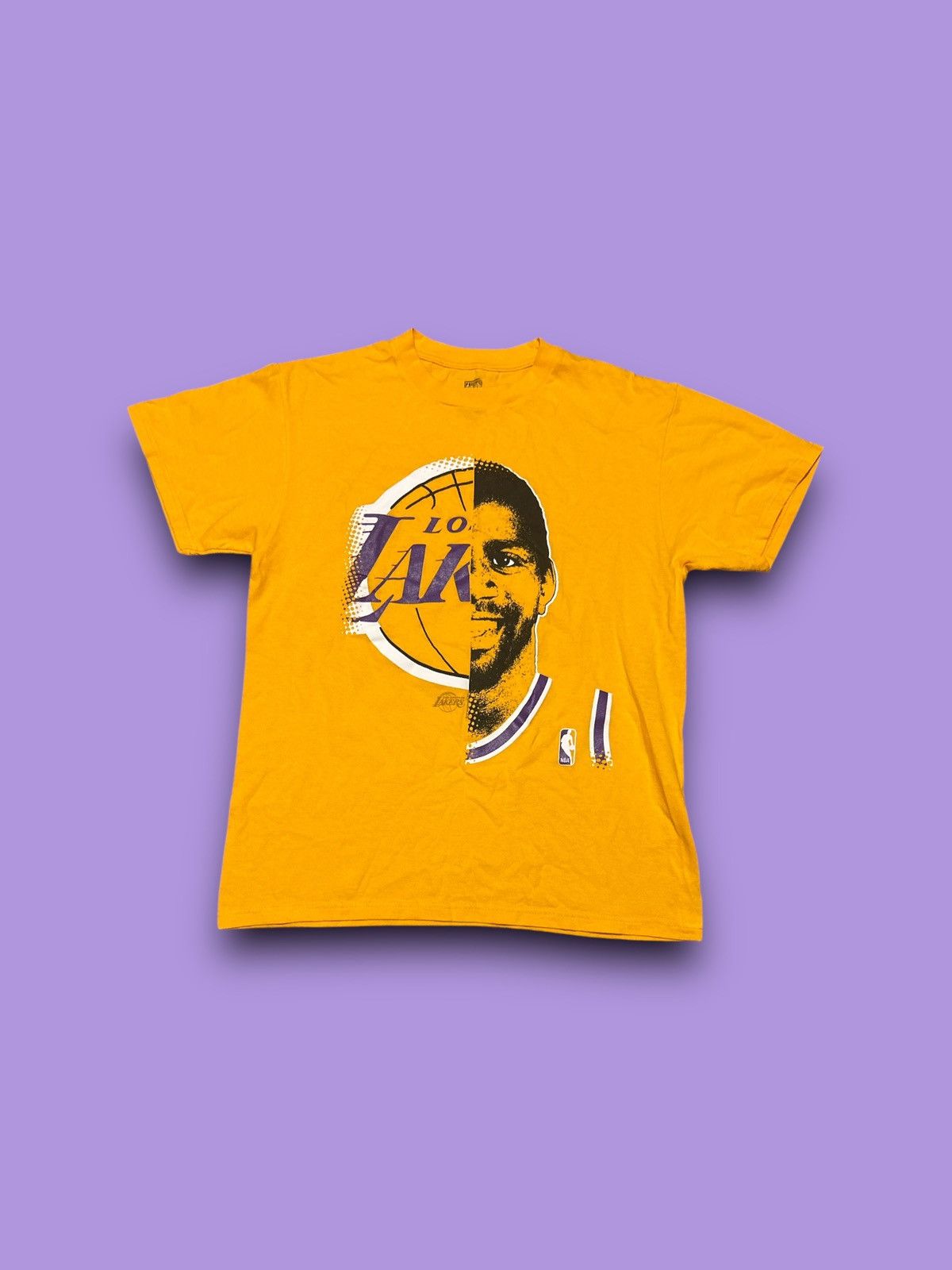 NBA LA Lakers Magic Johnson NBA t-shirt Size US M / EU 48-50 / 2 - 1 Thumbnail