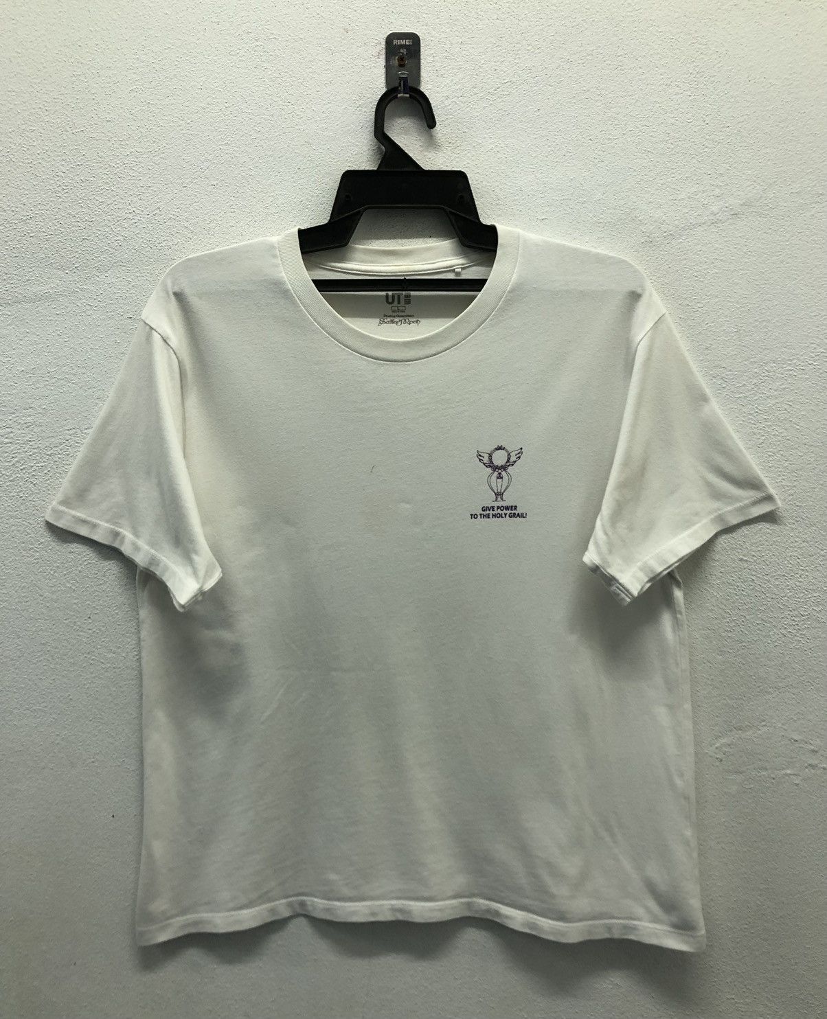 Uniqlo Uniqlo Naoko Takeuchi Pretty Guardian Sailor Moon T-Shirt Size US L / EU 52-54 / 3 - 2 Thumbnail