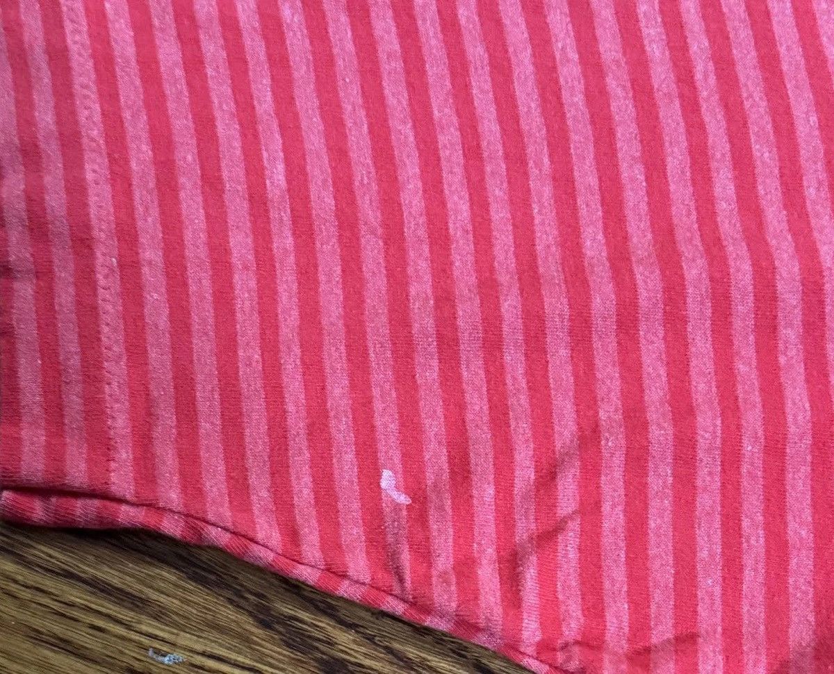 Guess Vintage Guess Basic Jeans Red Striped T Shirt (Size XL) Size US XL / EU 56 / 4 - 2 Thumbnail
