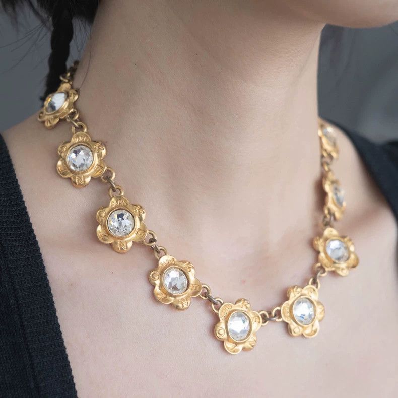 Kenzo KENZO Golden Rhine Stone Shimmering Flower Necklace vintag Size ONE SIZE - 3 Thumbnail