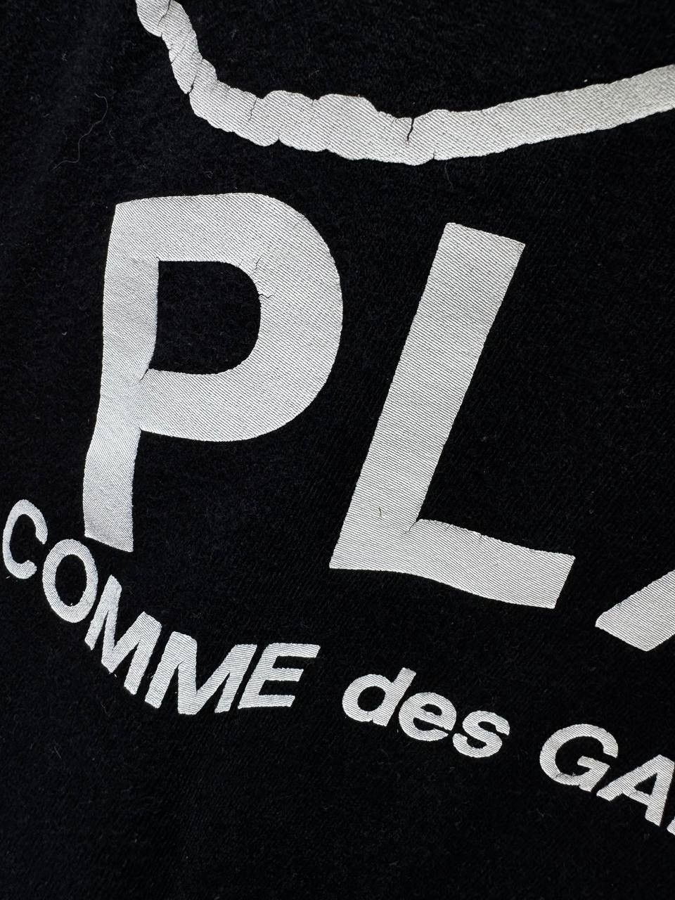 Comme des Garcons PLAY PLAY COMME des GARCONS GRAPHIC LOGO PRINT TEE Size US M / EU 48-50 / 2 - 5 Thumbnail