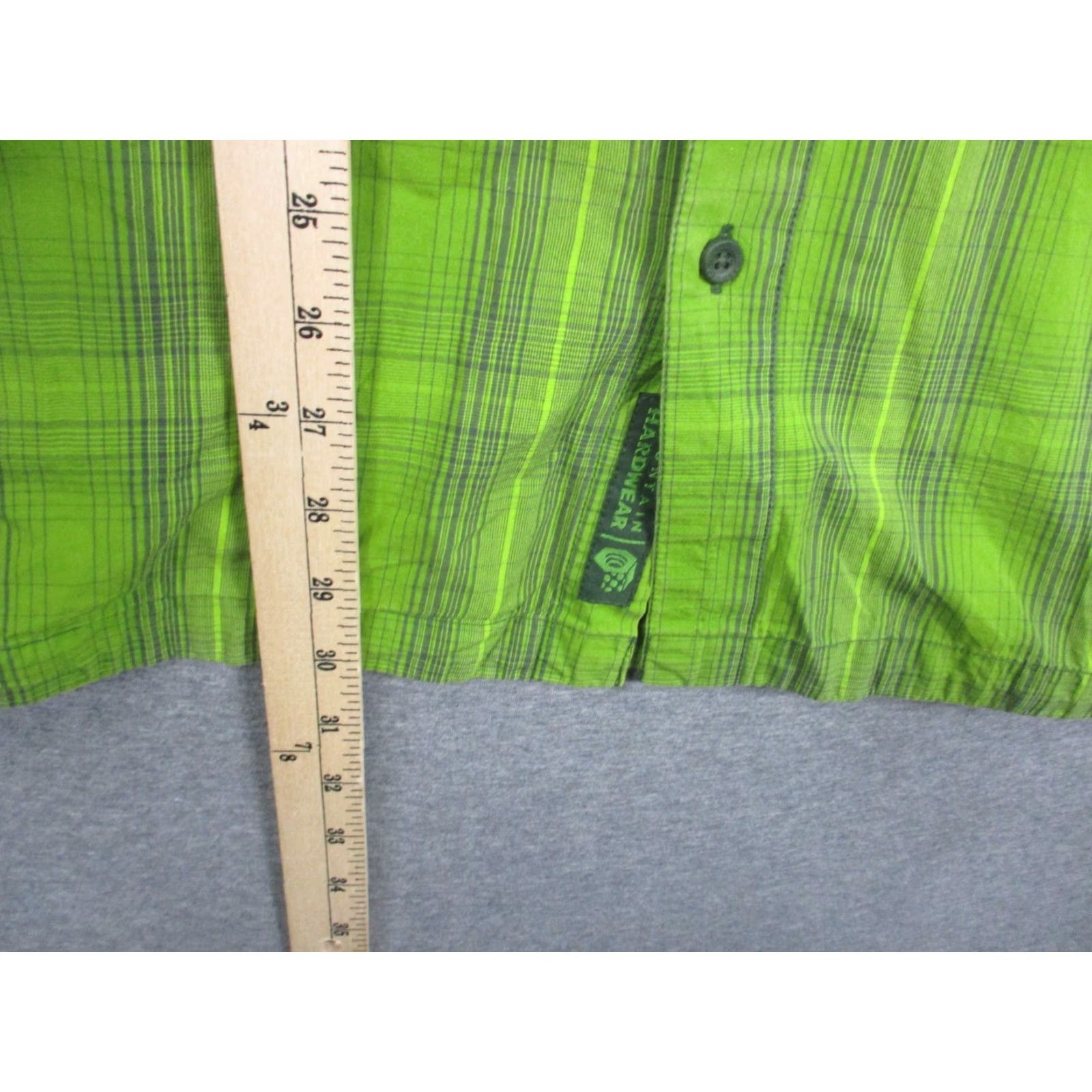 Mountain Hardwear Mountain Hardwear Shirt Large Men's Vented Button Up Fishing Green Plaid Size US L / EU 52-54 / 3 - 4 Thumbnail