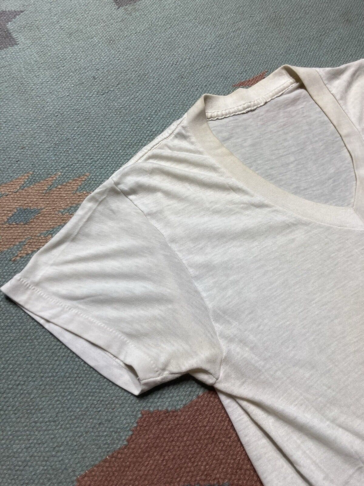 Vintage VTG 60s blank white t shirt v neck soft cotton thin grunge L Size US L / EU 52-54 / 3 - 6 Thumbnail