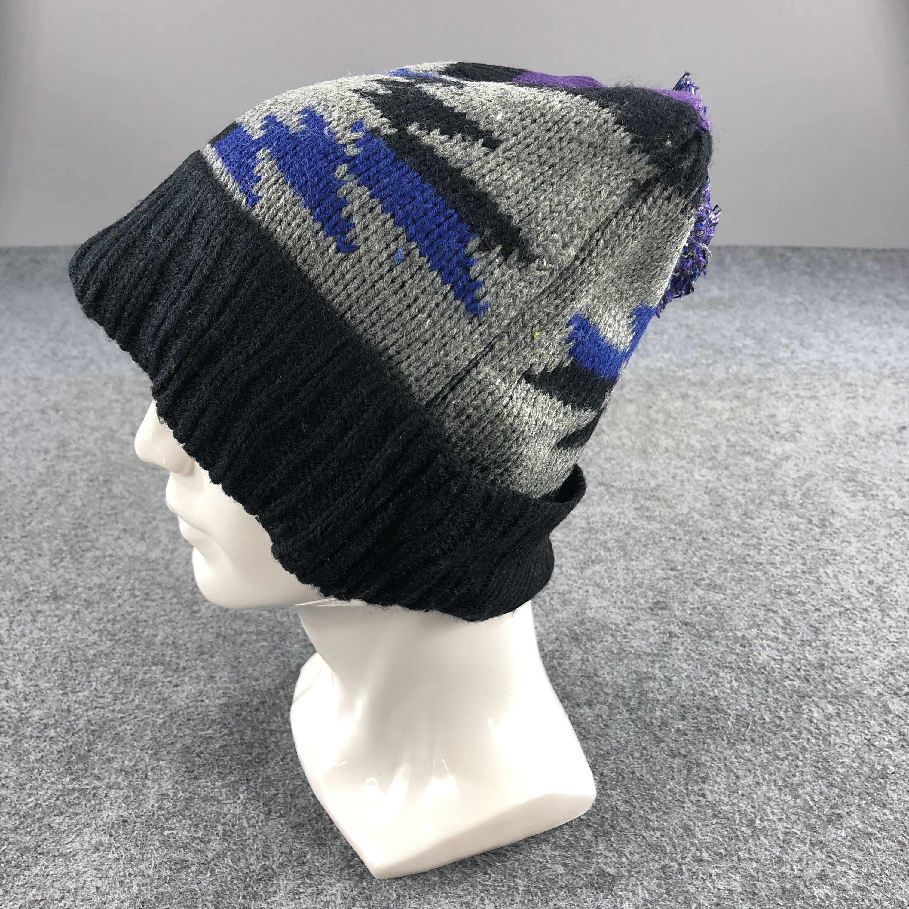 Japanese Brand Navajo Slouchy Bobble Beanie Snowcap Snow Hat B376 Size ONE SIZE - 2 Thumbnail