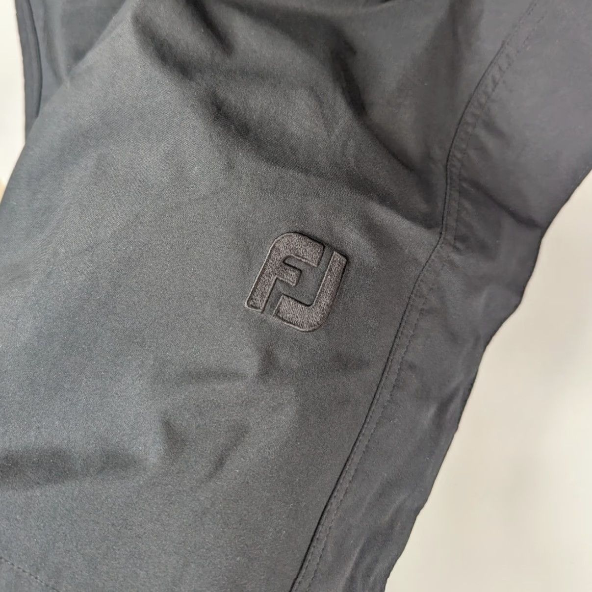 Footjoy FootJoy Pants Black Windbreaker DryJoy Ankle Zip Waterproof Sz XL Sports Logo FootJoy Men's Pants Size US 36 / EU 52 - 4 Thumbnail