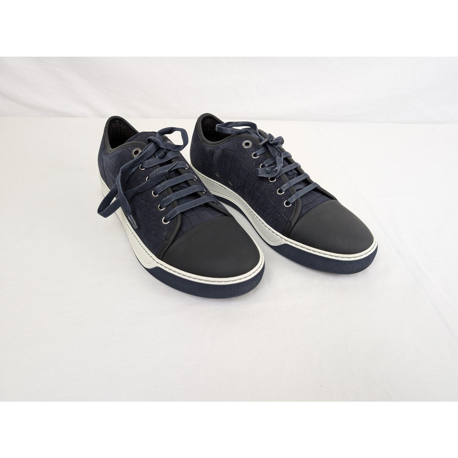 Lanvin o1rshd1 Embossed Nubucked Calfskin Low top Sneakers in Blue Size US 8 / EU 41 - 1 Thumbnail