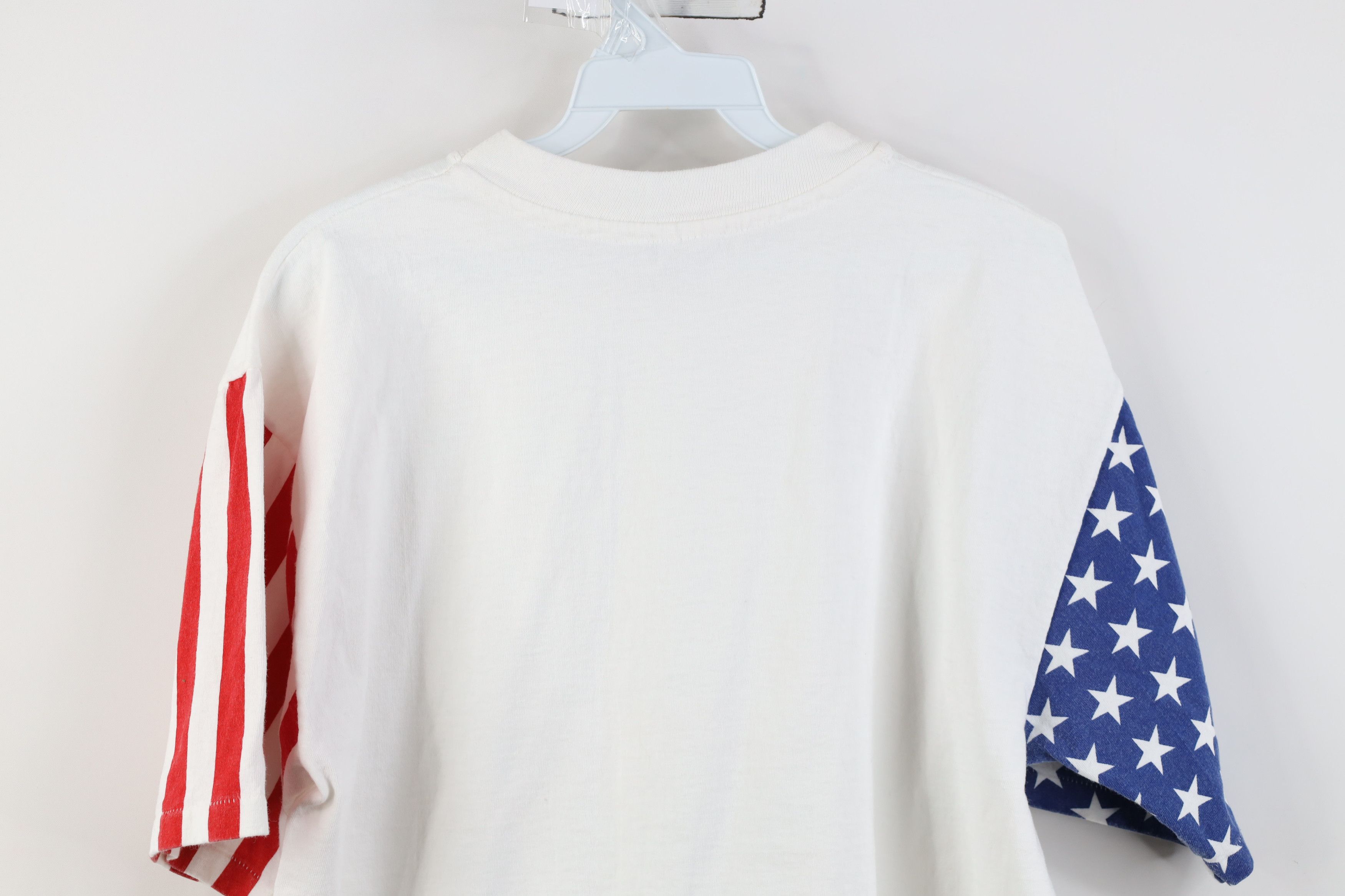 Vintage Vintage 90s Streetwear Flag Short Sleeve T-Shirt White USA Size US L / EU 52-54 / 3 - 12 Thumbnail