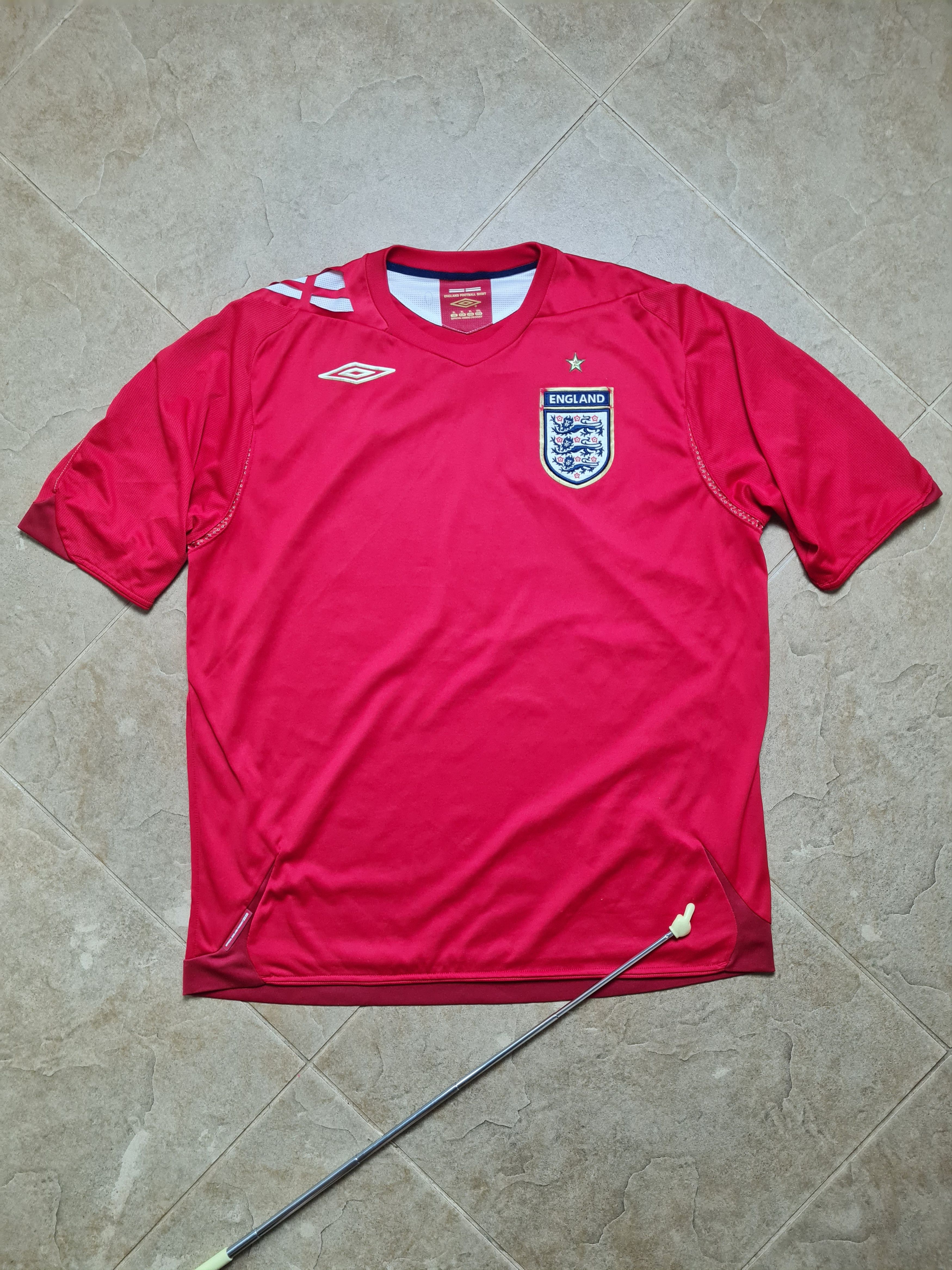 Umbro England Away Football Shirt 2006 - 2008 Umbro Vintage Size US XL / EU 56 / 4 - 8 Thumbnail