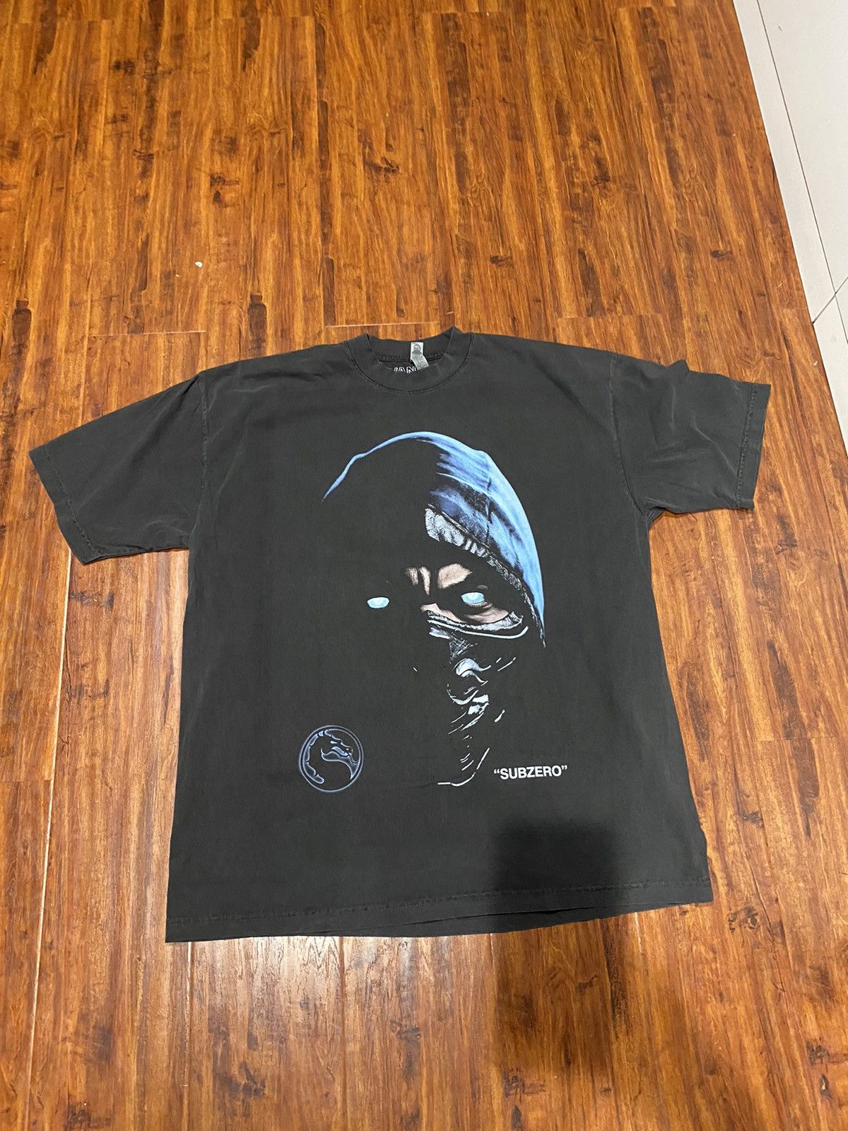 image of Vintage Mortal Kombat Subzero Graphic T-Shirt in Black, Men's (Size XL)