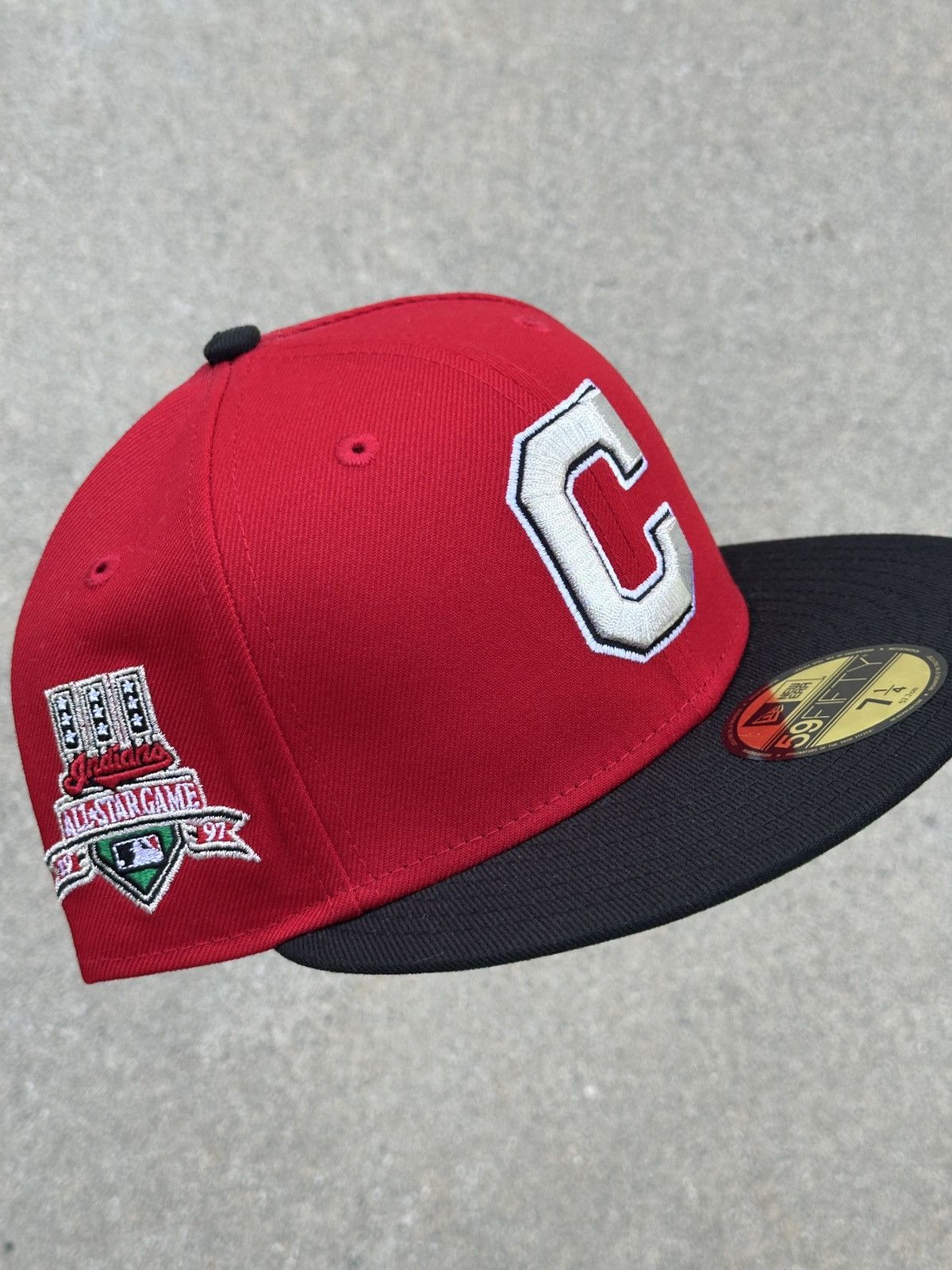 Hat Club × MLB × New Era Cleveland Indians OG College Crossover Campus Fashion 7 1/4 Size ONE SIZE - 1 Thumbnail