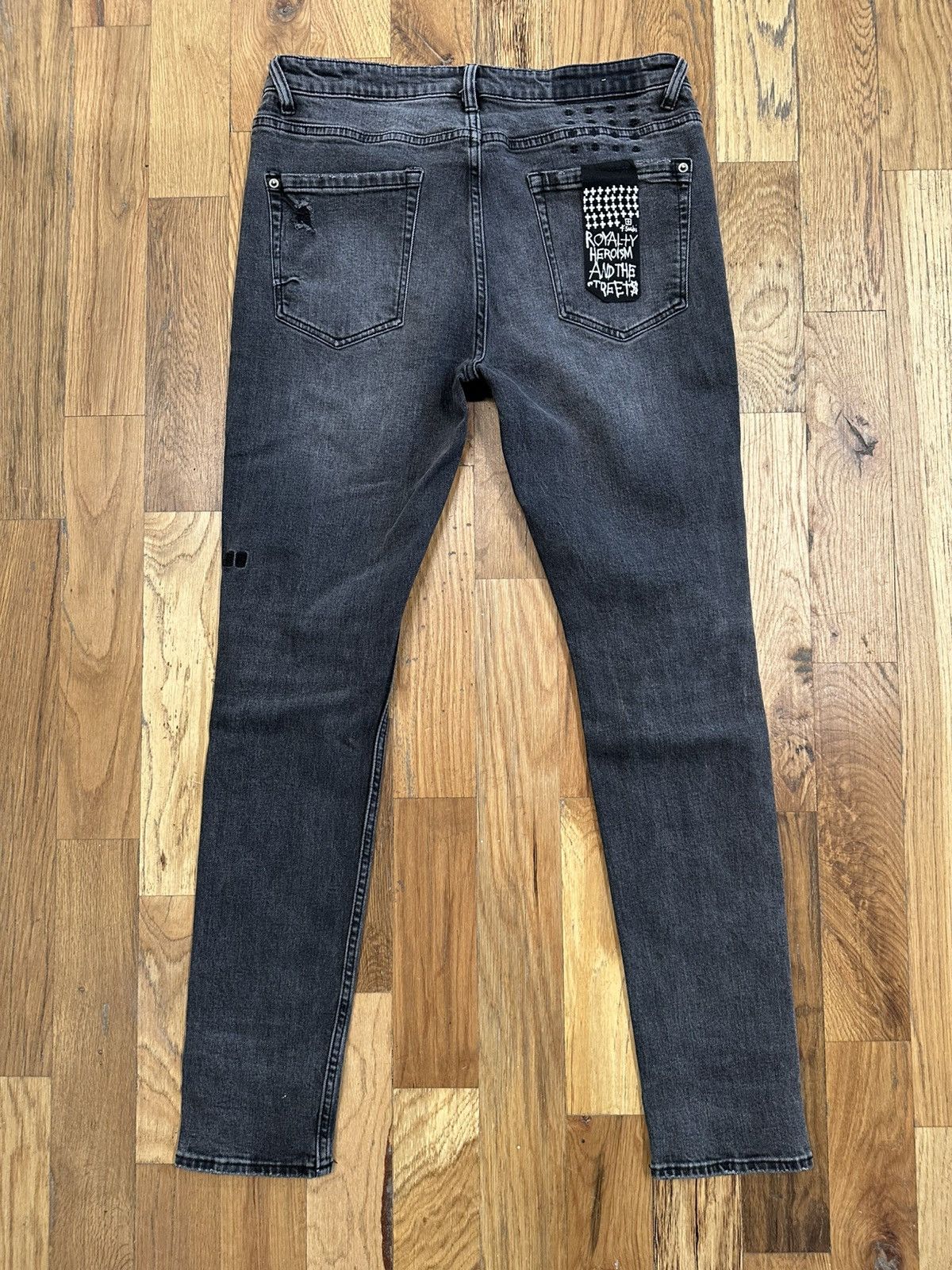 Ksubi Ksubi Knee Rip Patched Faded Black Denim Jeans Size 36 Size US 36 / EU 52 - 2 Thumbnail