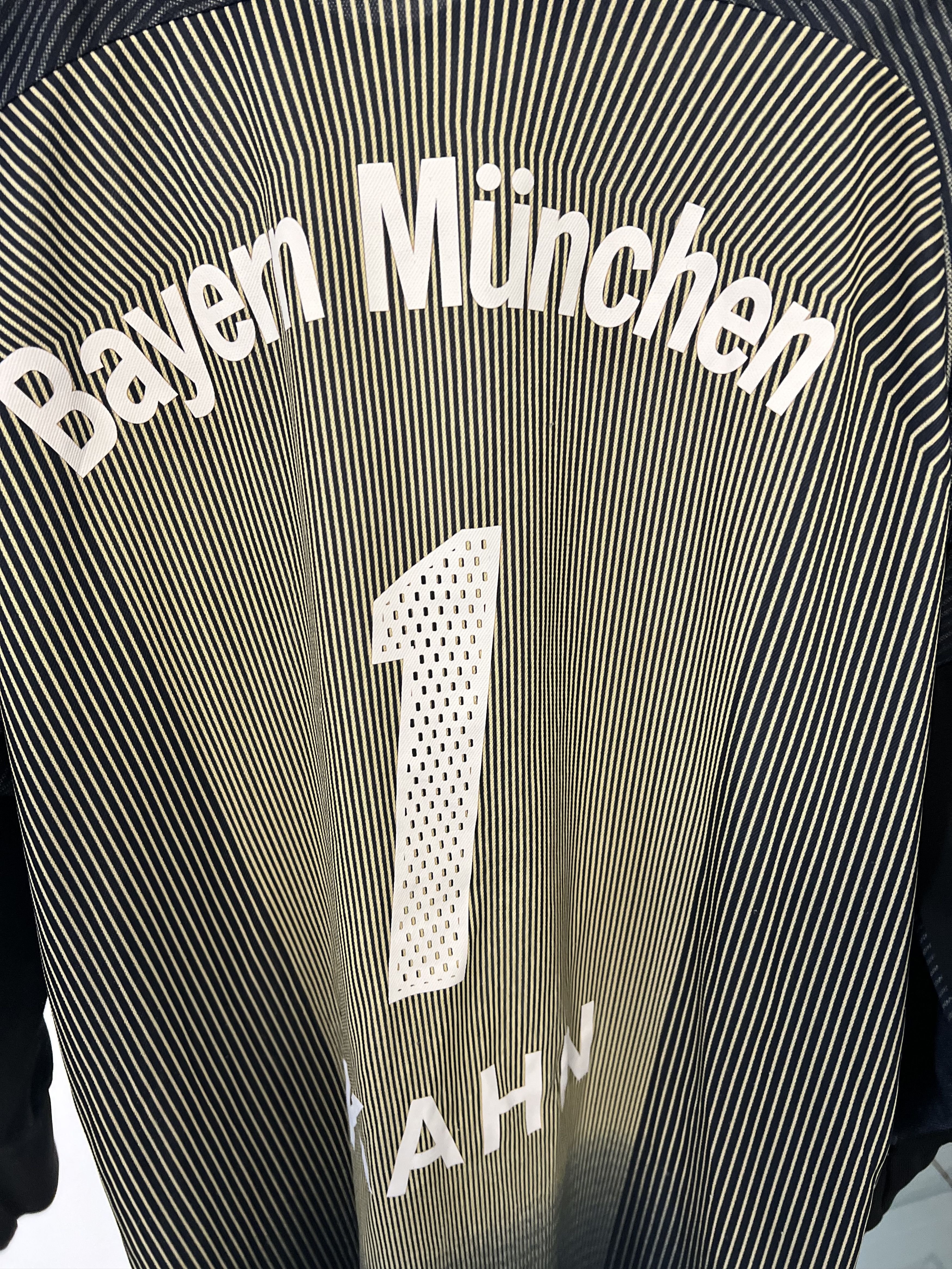 Adidas Bayern Munich 2003-04 GK #1 Kahn football jersey shirt Size US S / EU 44-46 / 1 - 14 Thumbnail