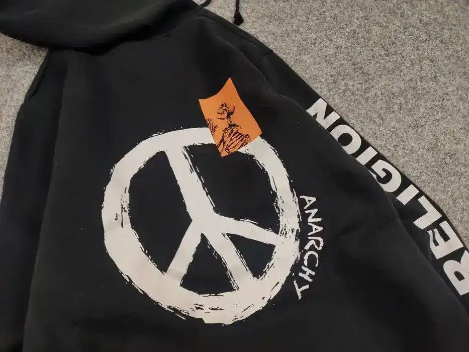 Other Vintage Religion London Anarchy Logo Black Hoodie Size US M / EU 48-50 / 2 - 5 Thumbnail