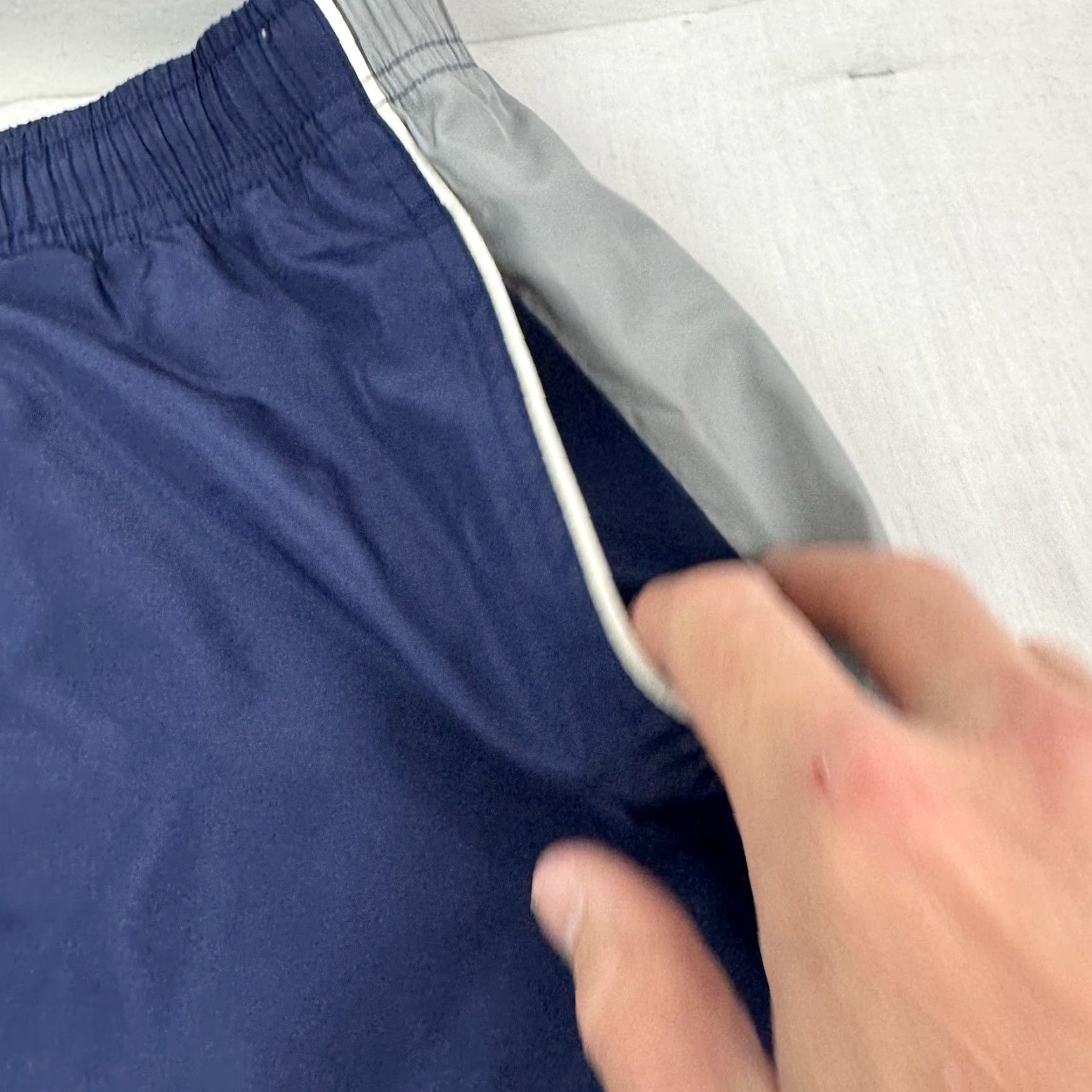 Reebok VINTAGE Reebok Track Pants Men 2XL Athletic Baggy Blue Y2K Hipster Skills Size US 39 - 5 Thumbnail