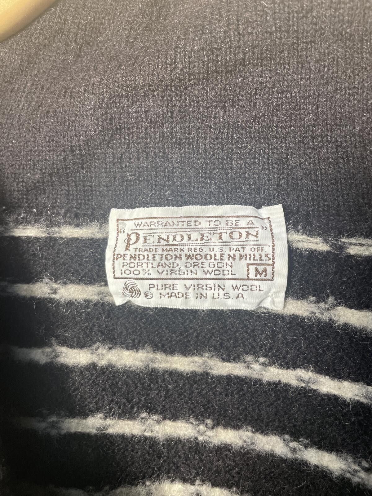 Pendleton Pendleton VTG Wool Sweater Cardigan Women's Medium Black Size M / US 6-8 / IT 42-44 - 2 Thumbnail