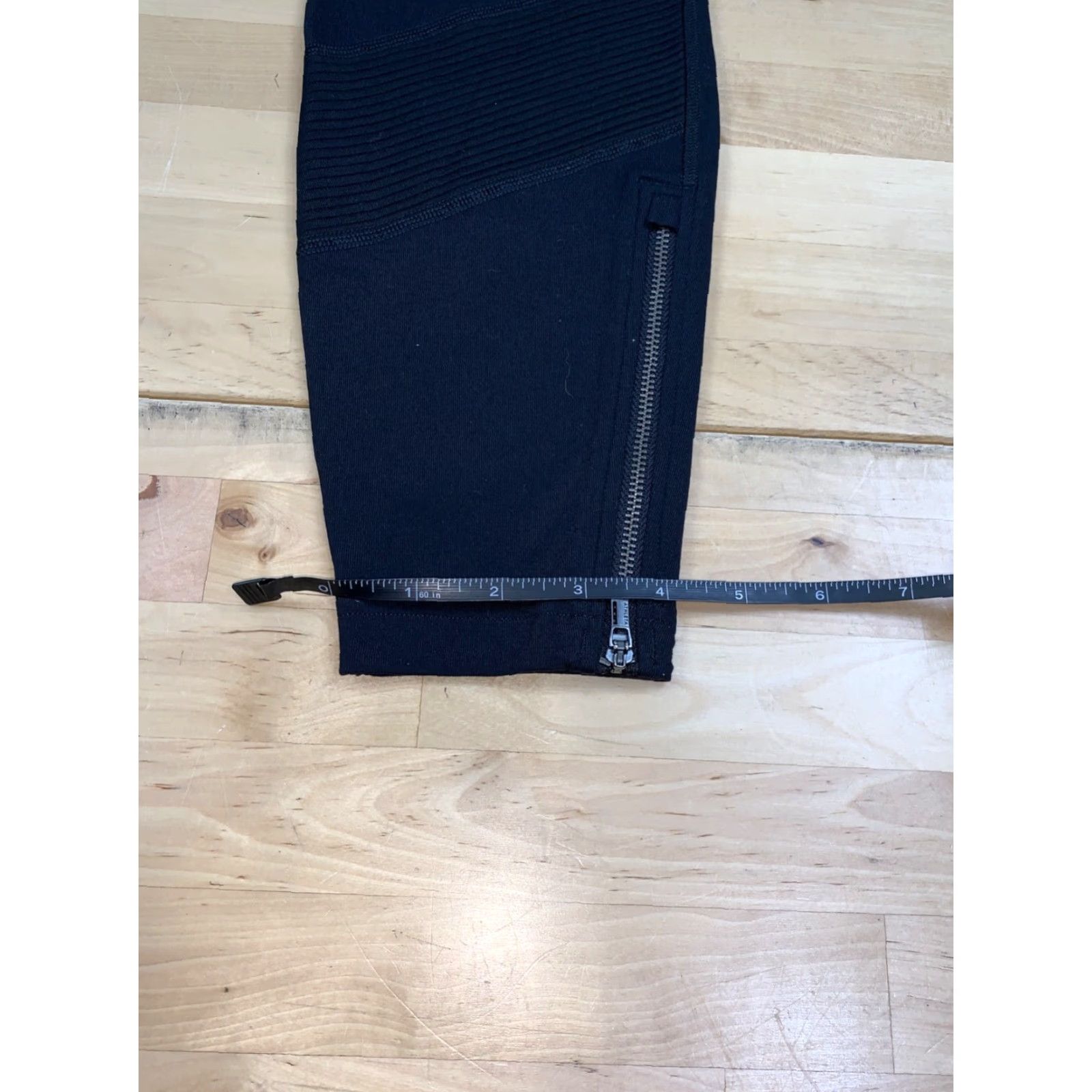 Athleta Athleta Womens M Black Casual Ankle Zip Inseam 28in Pants Skinny Athletic Regular Size 32" / US 10 / IT 46 - 7 Thumbnail