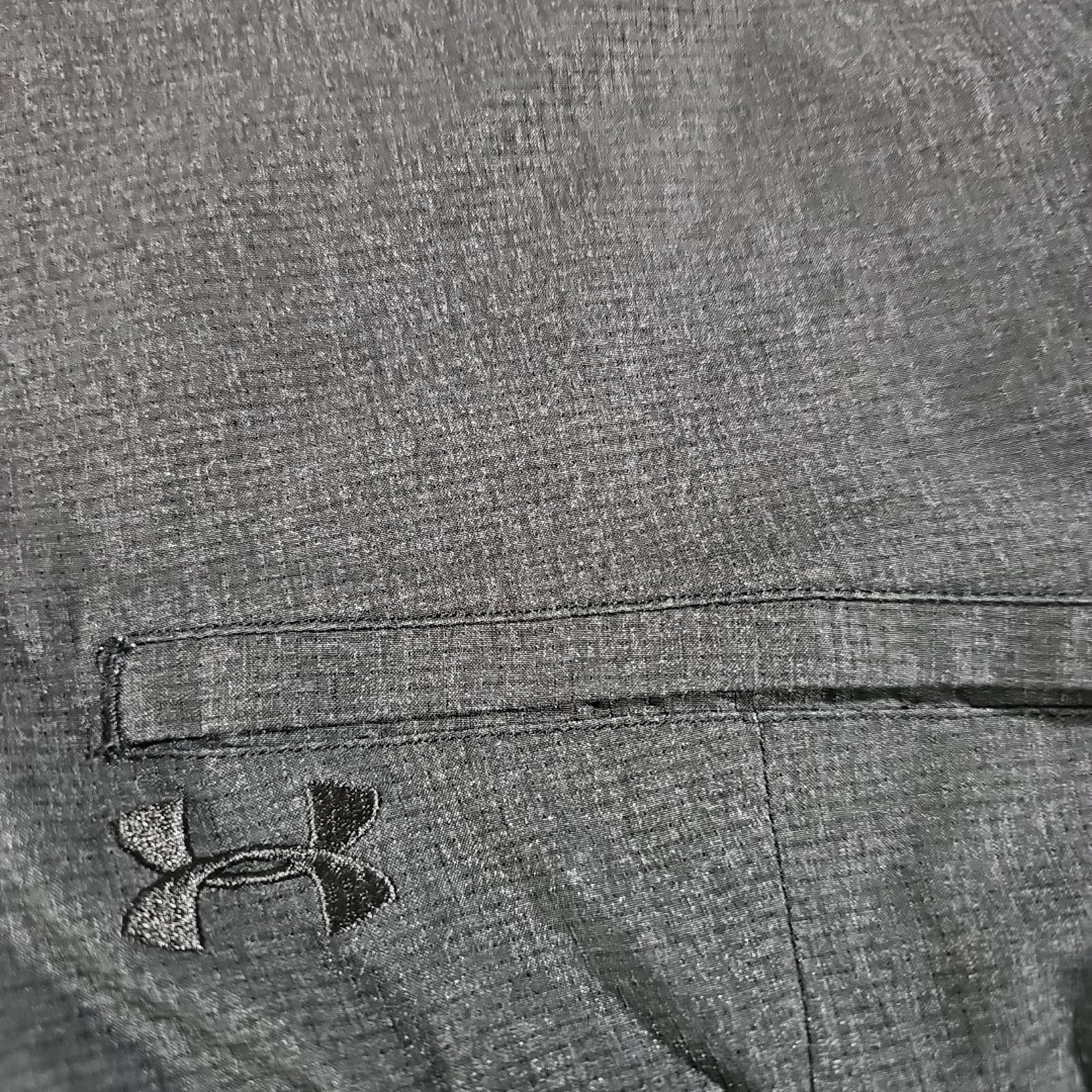 Under Armour Under Armour Golf Shorts Mens 36 Charcoal Gray HeatGear Size US 36 / EU 52 - 9 Thumbnail