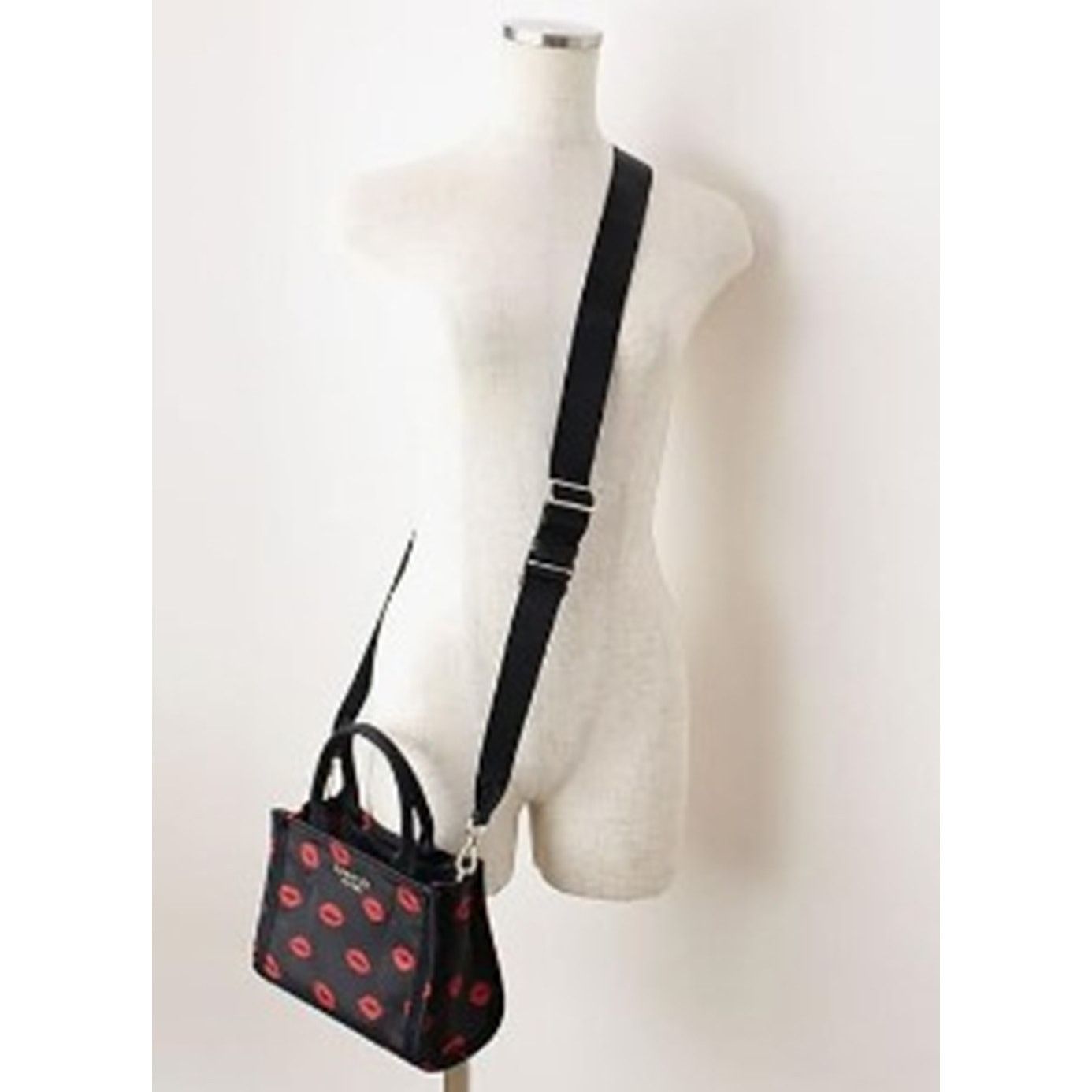 Kate Spade Kate Spade New York Sam The Little Better Lips Printed Bag Size ONE SIZE - 4 Thumbnail
