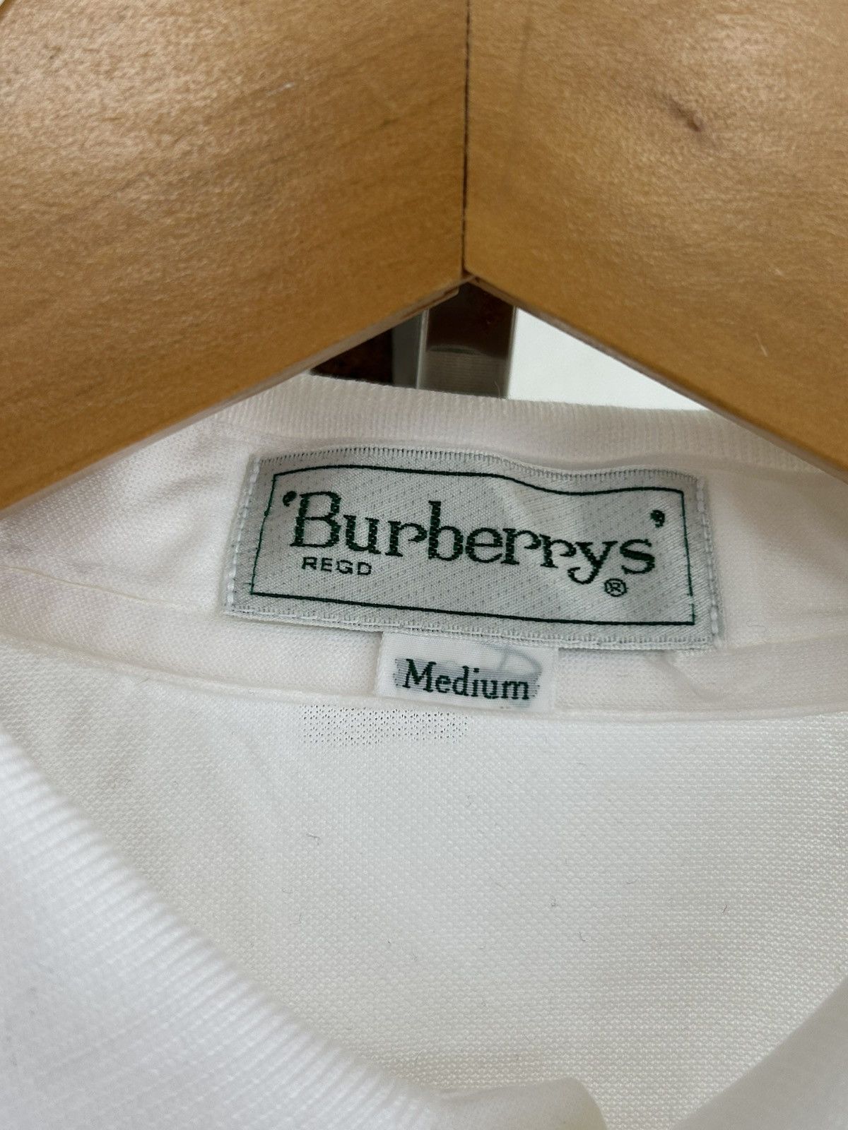Burberry Burberrys regd Vintage Polo White Size US M / EU 48-50 / 2 - 6 Thumbnail
