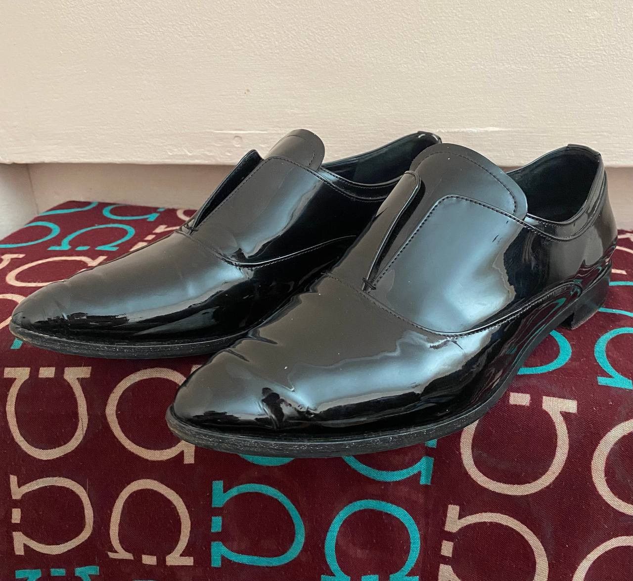 Prada × Tom Ford 🖤 Prada Black Patent Leather Slip Ons Never Worn Size US 5 / EU 37 - 4 Thumbnail