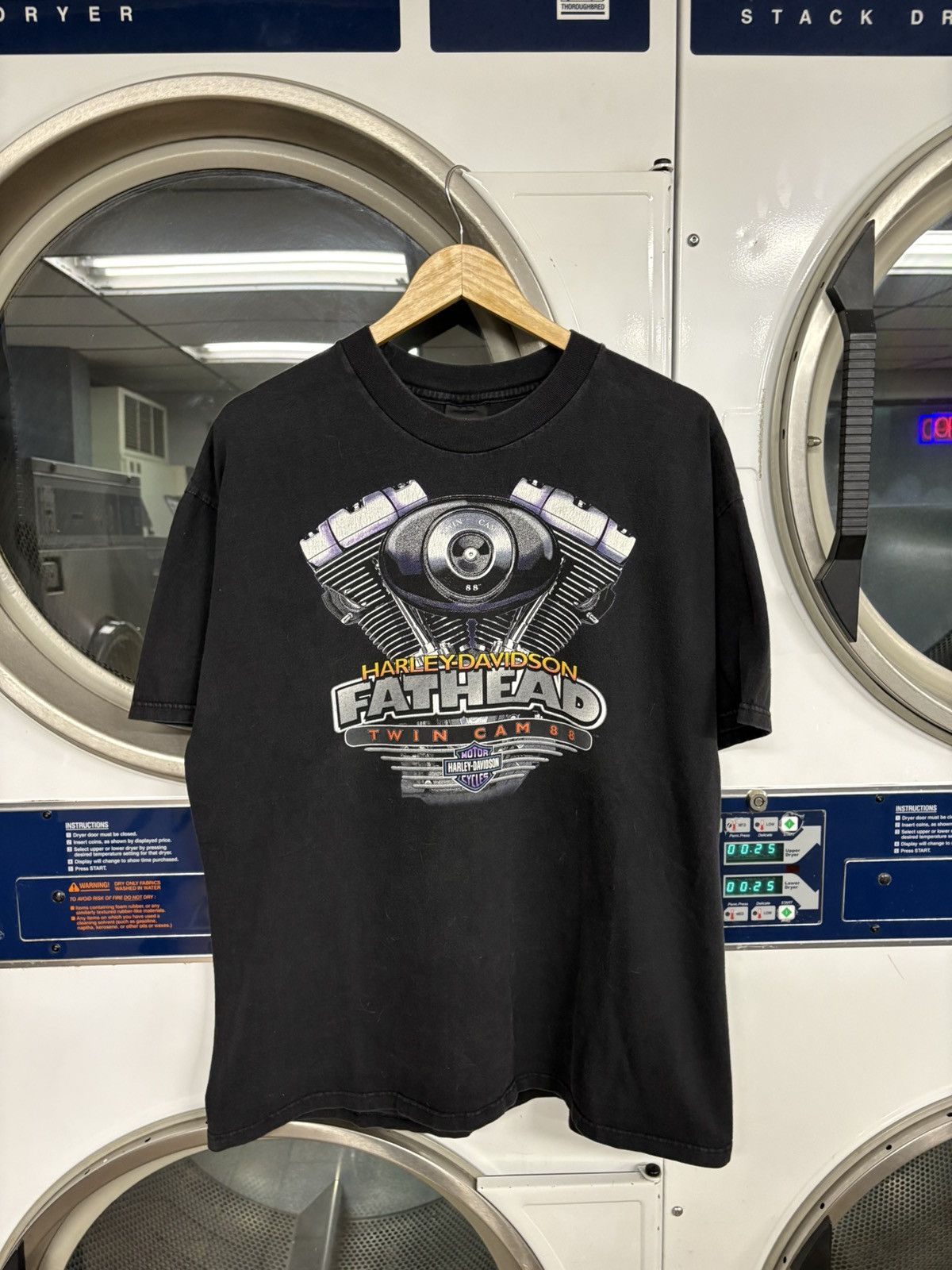 Harley Davidson Vintage faded 1997 Harley Davidson “fathead” twin cam tee Size US XL / EU 56 / 4 - 1 Thumbnail