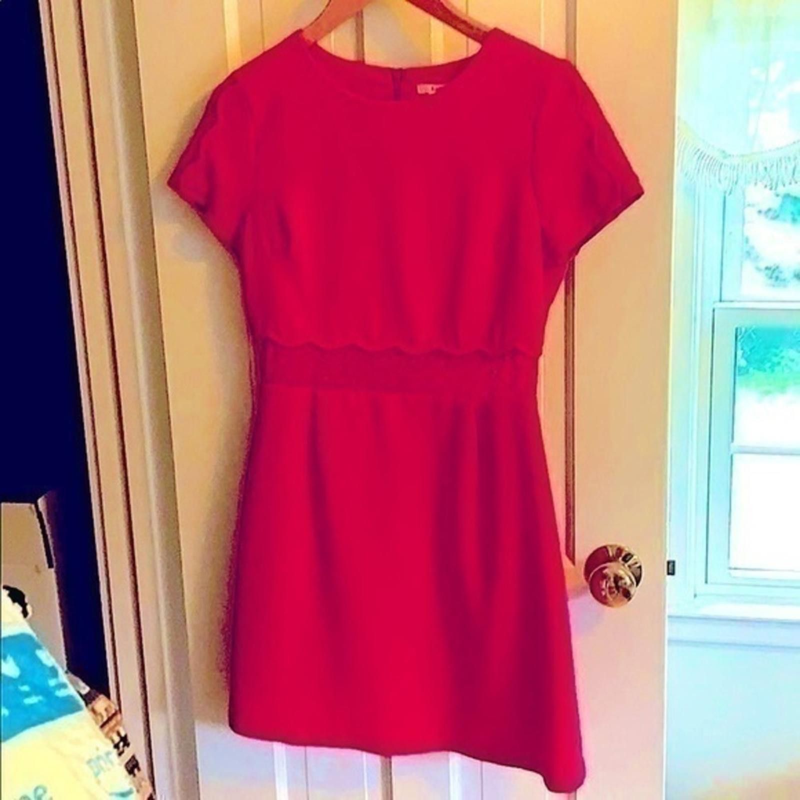 Designer Esley Boutique Lace Short Sleeve dress Size S / US 4 / IT 40 - 2 Thumbnail