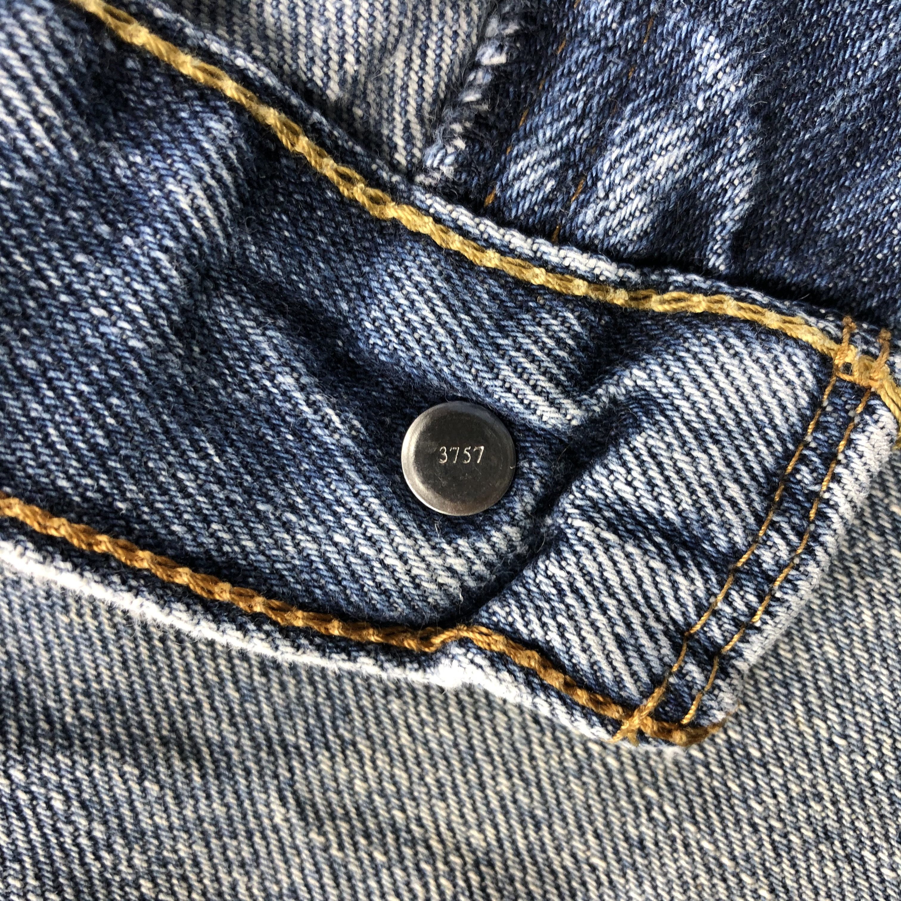 Levi's × Vintage Vintage Blue Wash Levis 505 Jeans-JM3120 Size US 33 - 10 Thumbnail