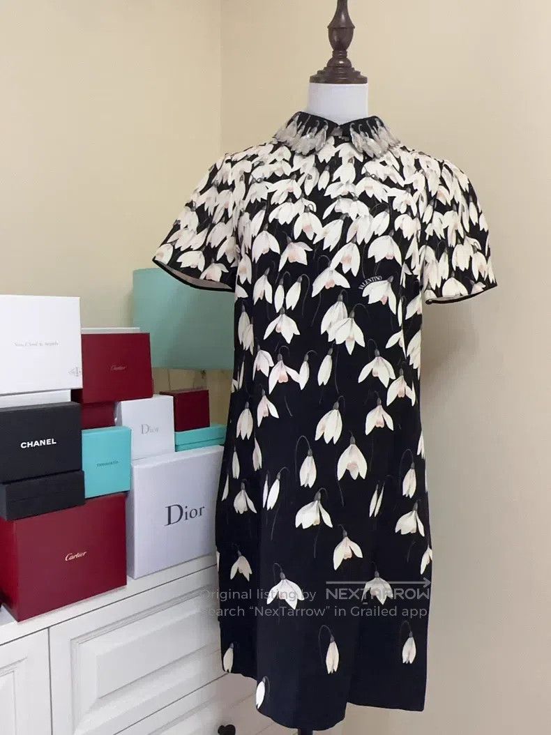 Valentino Valentino Heavy work embroidered dress Size L / US 10 / IT 46 - 1 Thumbnail