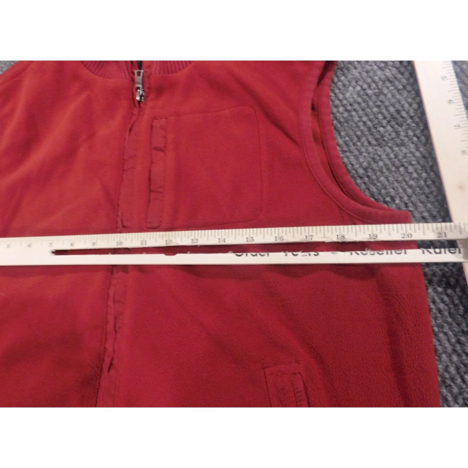 Banana Republic VINTAGE Banana Republic Mens Vest Medium Red Full Zip outerwear Size US M / EU 48-50 / 2 - 5 Thumbnail