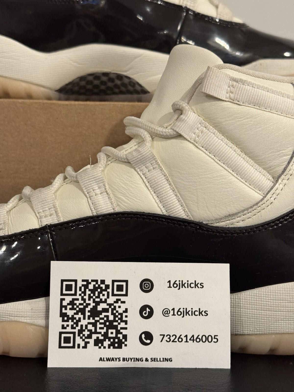 Jordan Brand Size 9 - Jordan 11 Retro Mid Neapolitan W Size US 9 / IT 39 - 2 Thumbnail