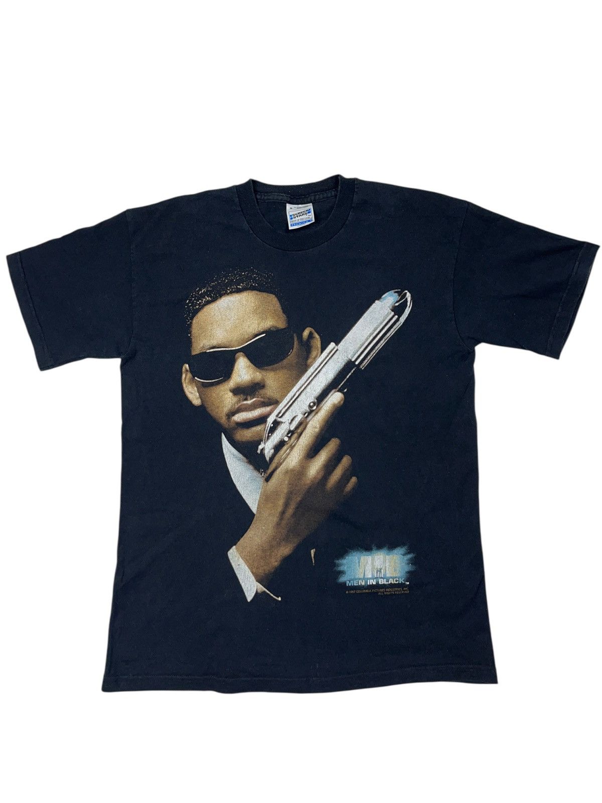 Vintage Vintage 1997 Men In Black Movie Promo Will Smith Gun T-shirt Size US M / EU 48-50 / 2 - 1 Thumbnail