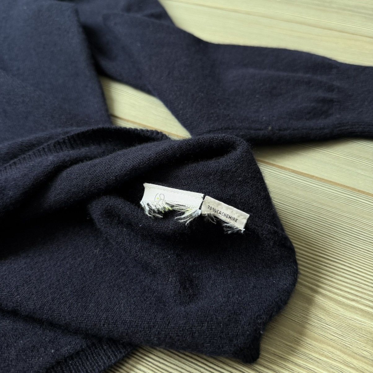 Other Eric Bompard Cashmere V Neck Sweater Size XXL / US 16-18 / IT 52-54 - 10 Thumbnail