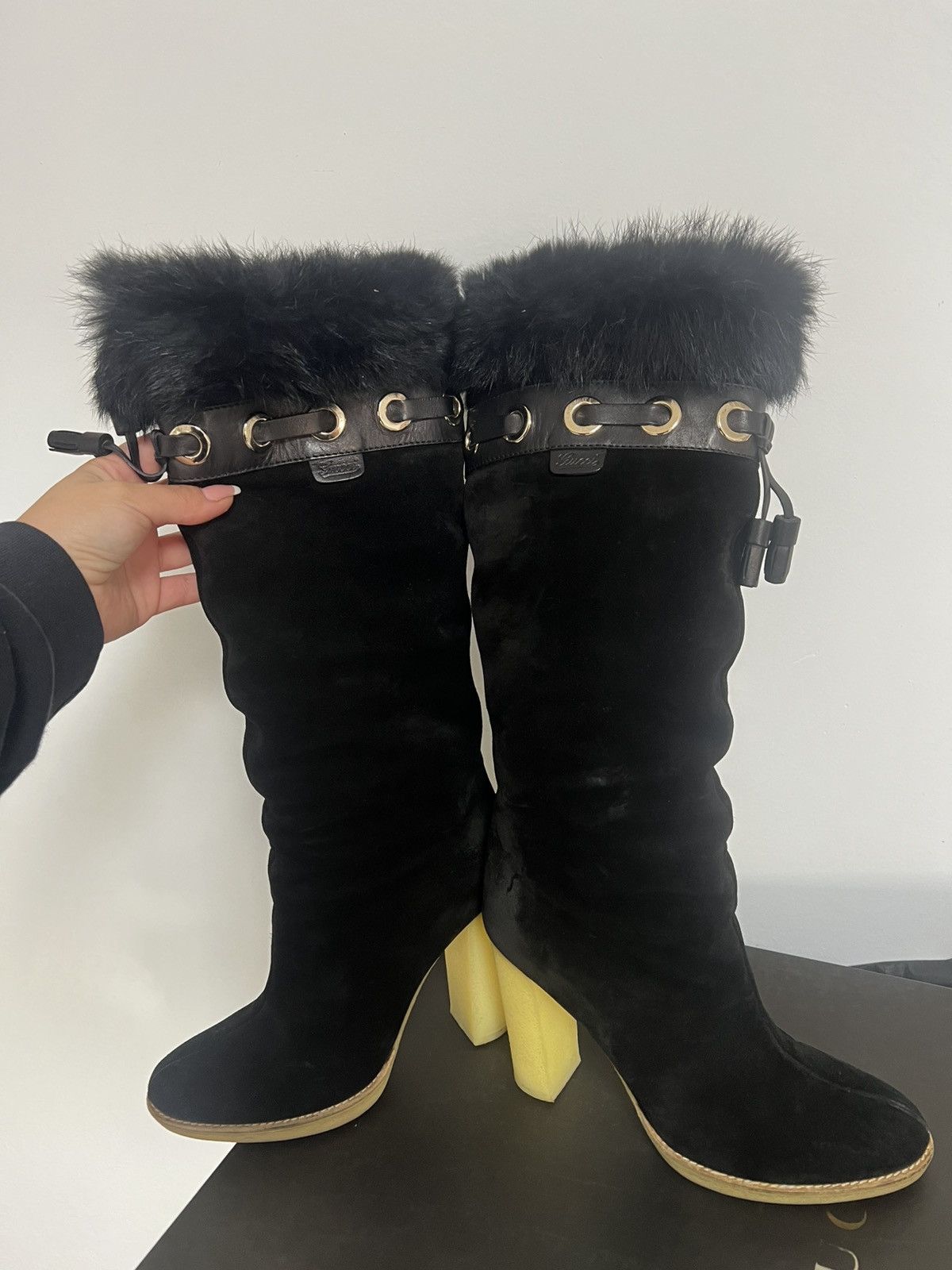 Gucci Gucci black leather boots 36 fur Size US 6 / IT 36 - 7 Thumbnail