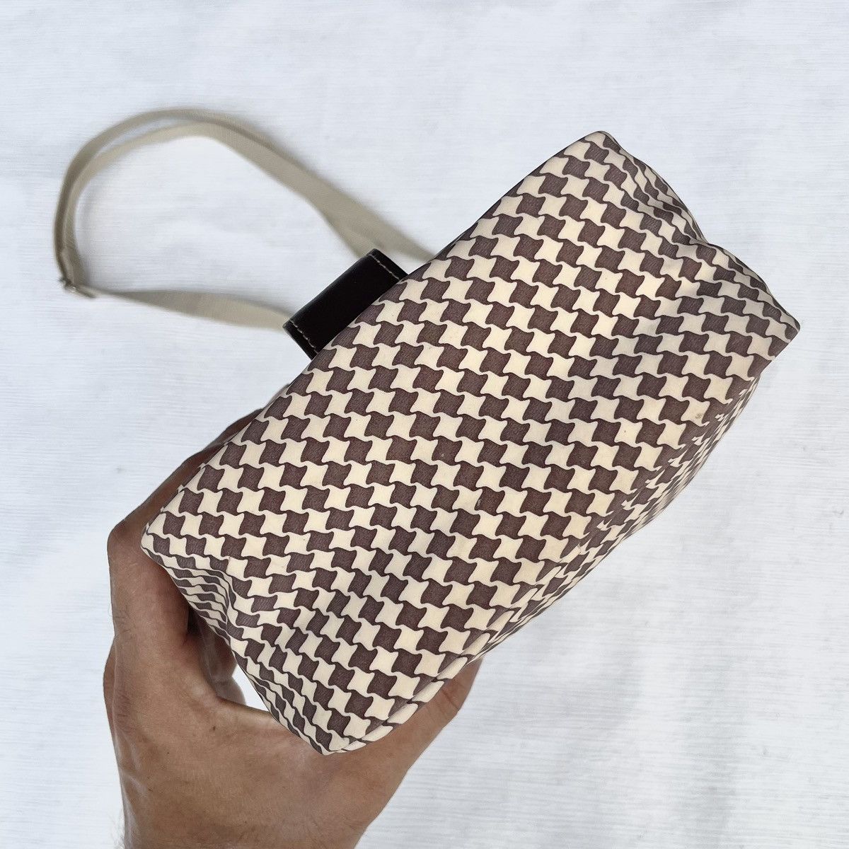 Designer Norma Kamali Quick Pocket Crossbody Size ONE SIZE - 8 Thumbnail