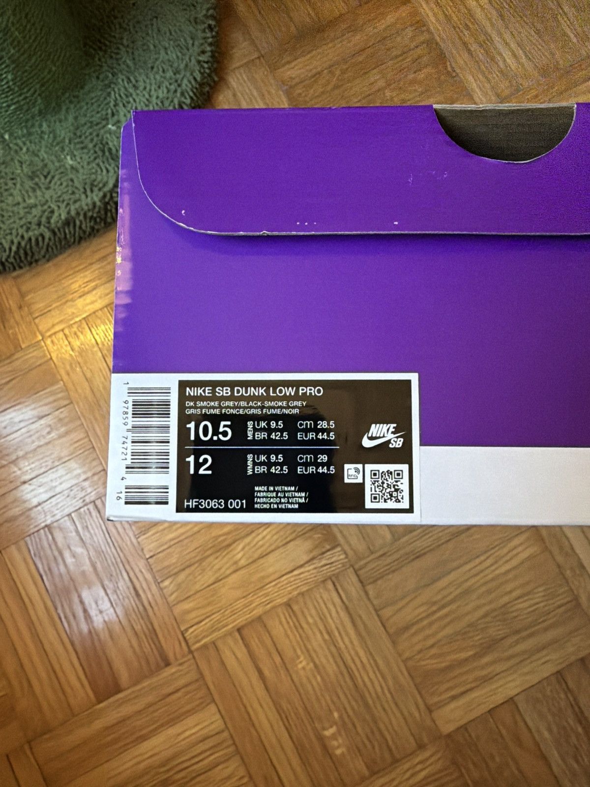 Nike SB Nike SB Dunk Low Dark Smoke Grey Size US 10.5 / EU 43-44 - 12 Thumbnail