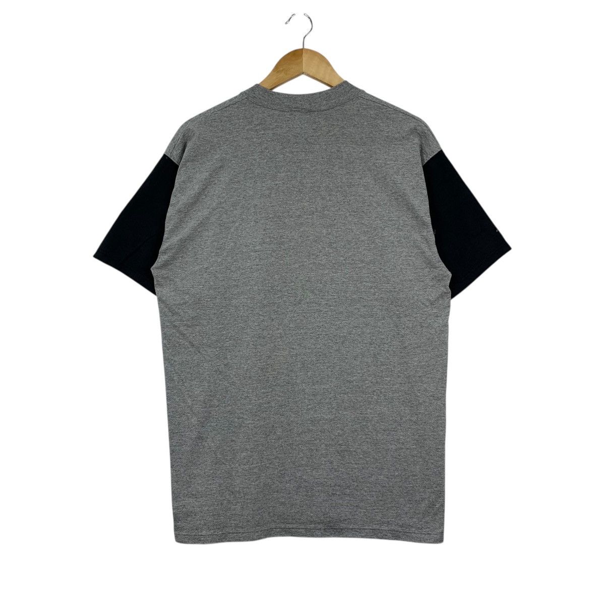 Disney × Mickey Mouse × Vintage Vintage MICKEY MOUSE Disney Cartoon Velva Sheen T-Shirt Size US L / EU 52-54 / 3 - 4 Thumbnail
