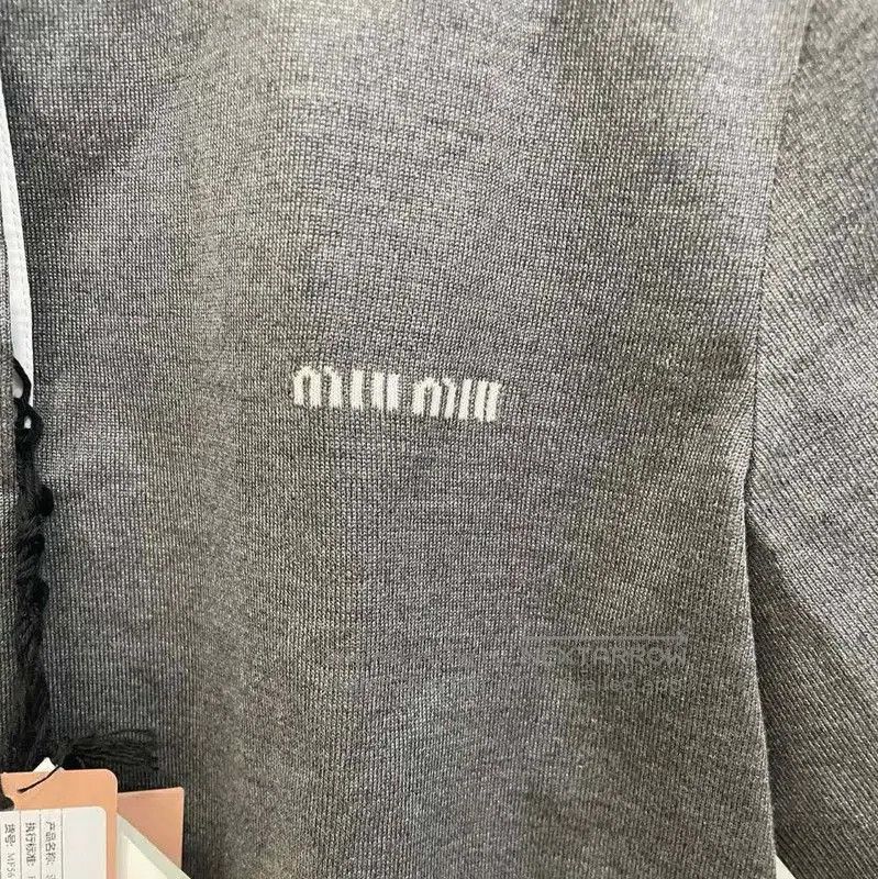 Miu Miu Miu Miu Gray Short Sleeve Dress . Size S / US 4 / IT 40 - 3 Thumbnail