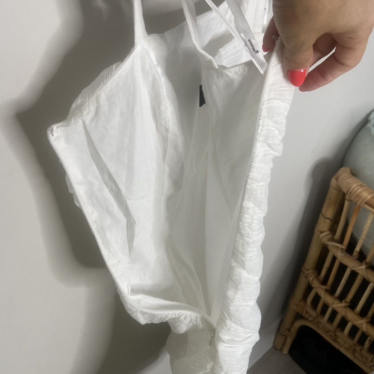 MINKPINK NWOT MINK PINK Ruched White Mini Dress | XS Size XS / US 0-2 / IT 36-38 - 6 Thumbnail