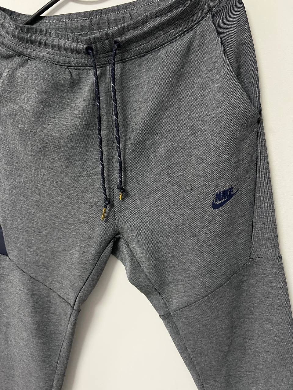Nike Nike Tech Fleece Pants Gray Joggers Swoosh Activewear Small Size US 30 / EU 46 - 6 Thumbnail