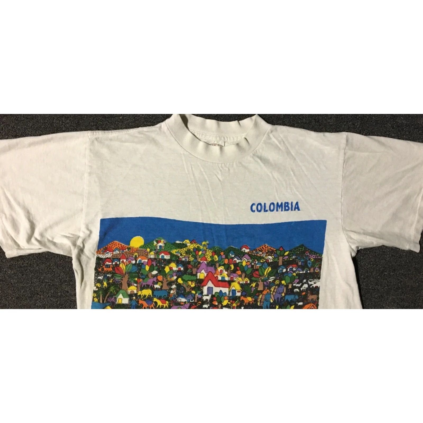 Vintage Vtg 80s Colombia Faded Art Shirt S Abstract Animal Beach Surf Skate Grunge 90s Size US S / EU 44-46 / 1 - 5 Thumbnail