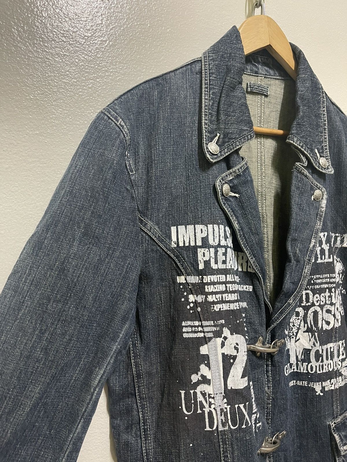 Japanese Brand Funky Devil Skull Printed Denim Jacket Blazer Size US XL / EU 56 / 4 - 2 Thumbnail