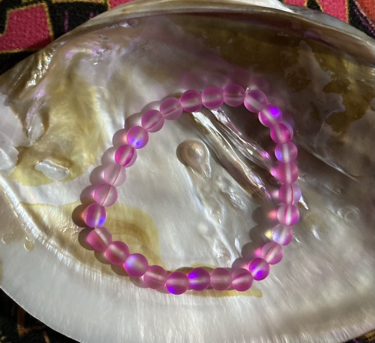 Other Dark pink mermaid glass bracelet Size ONE SIZE - 1 Preview