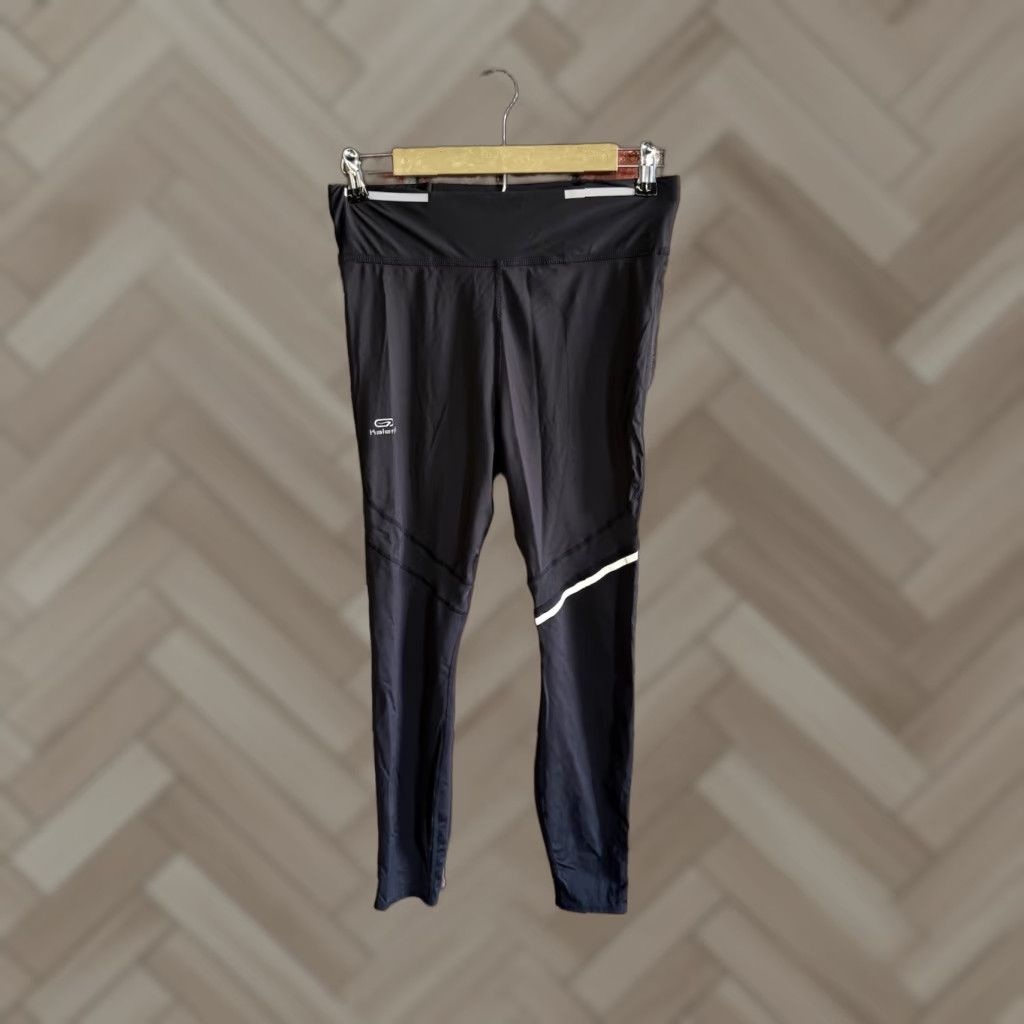 Vintage VINTAGE Decathlon Kalenji Mens Black Cropped Cycling Leggings W/ Drawstring 30 x 31 Size ONE SIZE - 1 Thumbnail