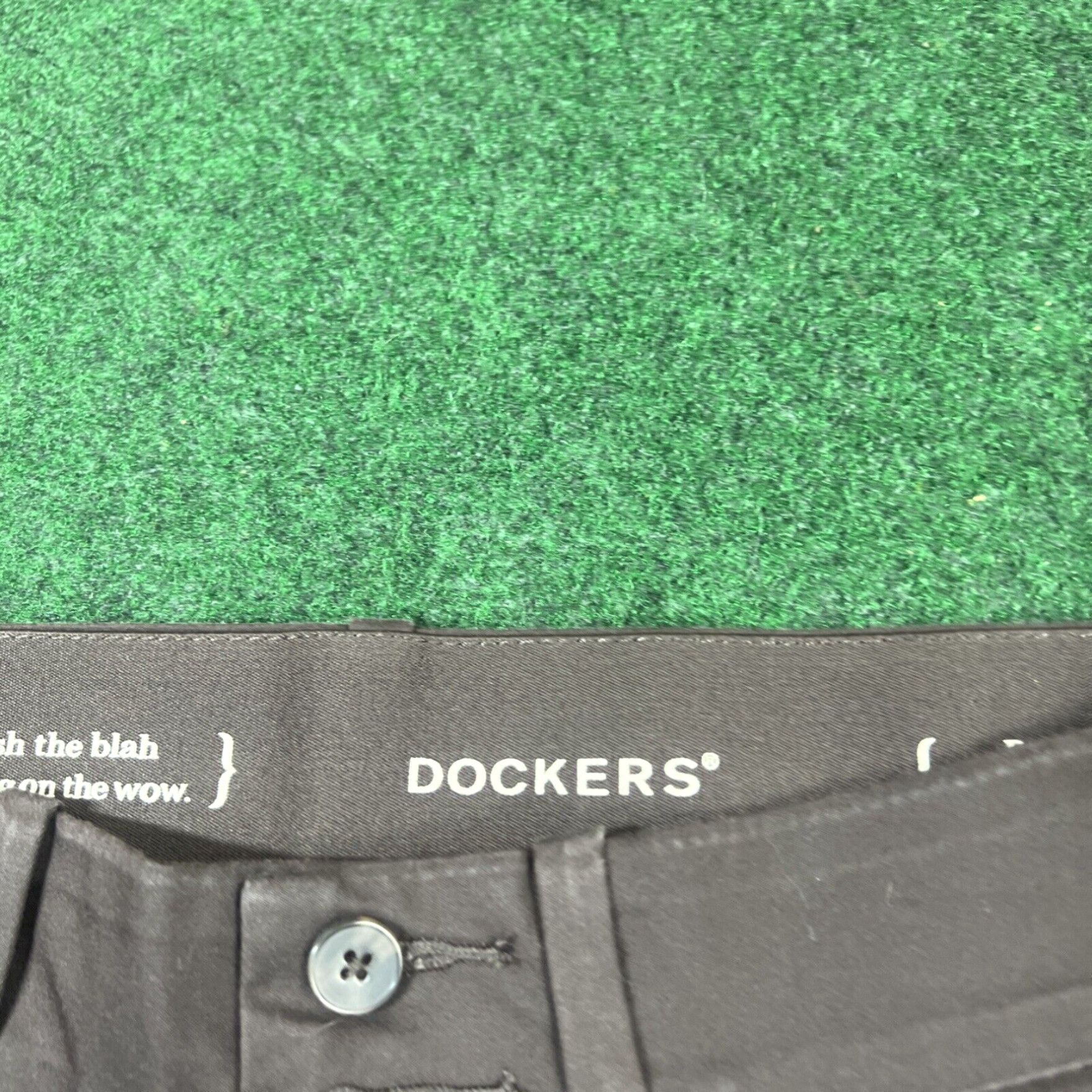 Dockers Womens Dockers Shorts Brown Size 4 Size 27" / US 4 / IT 40 - 3 Thumbnail