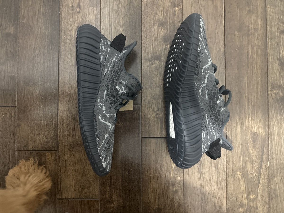 Yeezy Adidas Yeezy Boost 350 V2 ‘MX Dark Salt’ Size 7.5 Men US Size US 7.5 / EU 40-41 - 8 Thumbnail