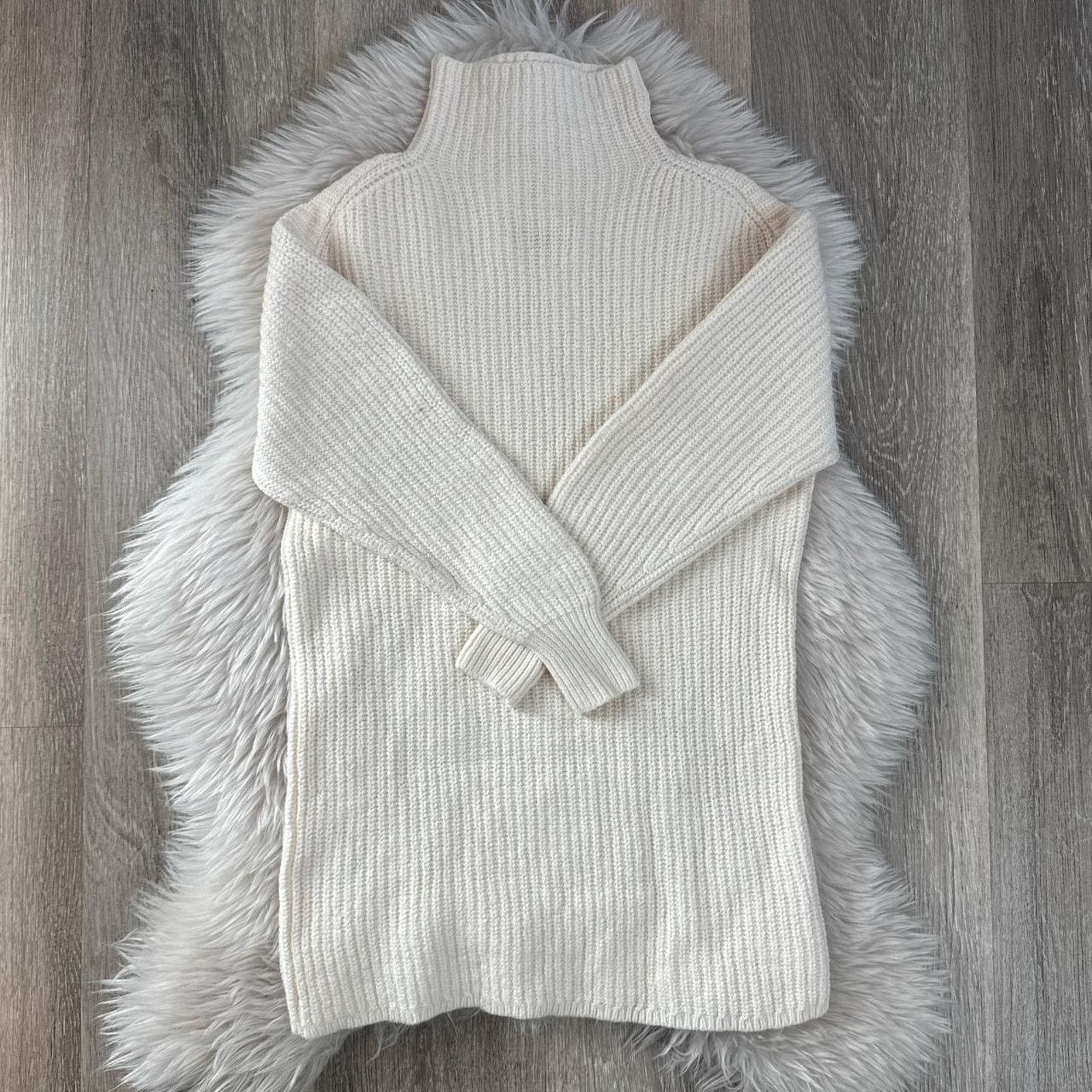 Aritzia NWOT ARITZIA WILFRED Montpellier Sweater Dress - Light Birch Size XXS / US 00 / IT 34 - 2 Thumbnail