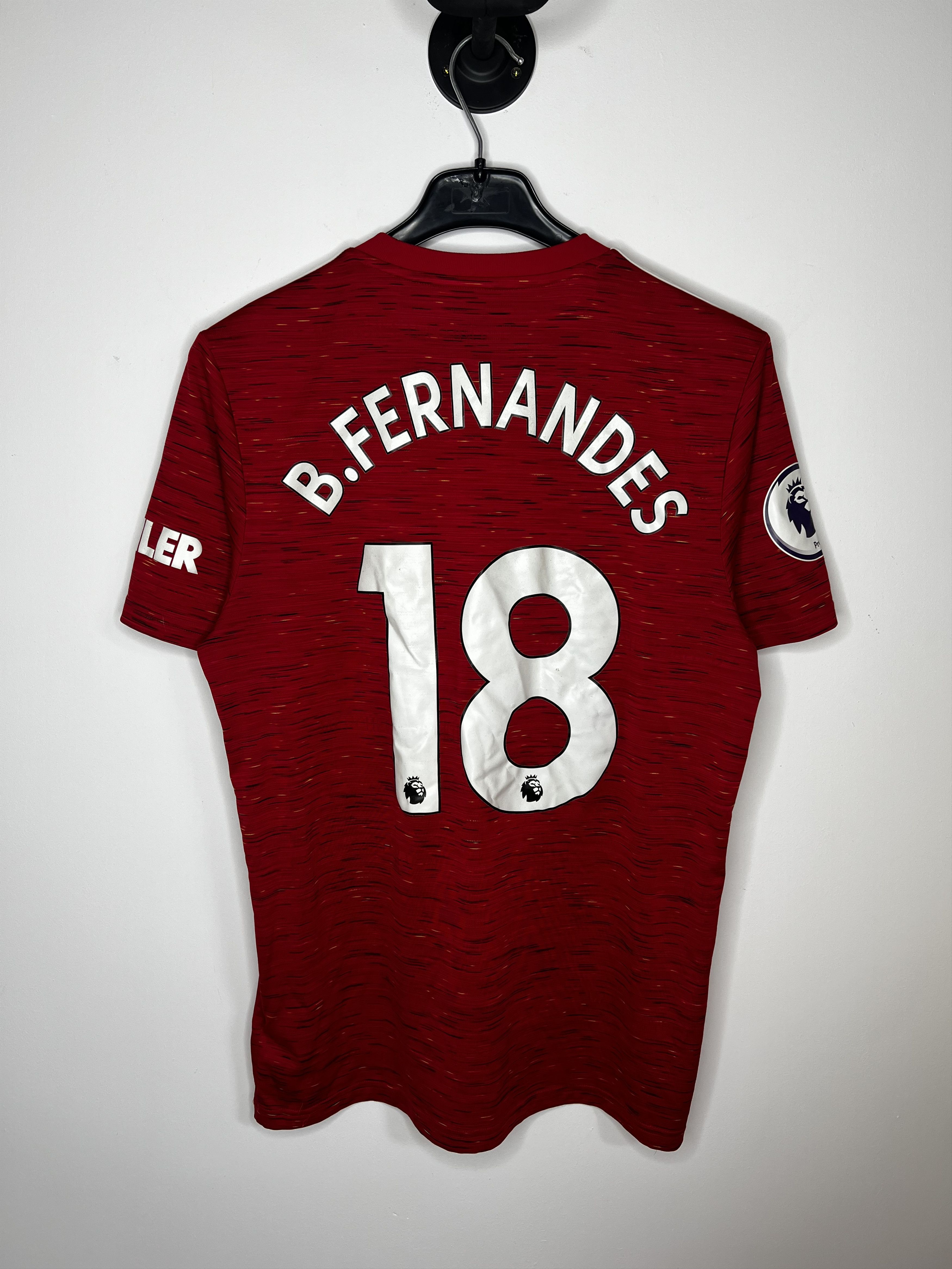 Adidas MANCHESTER UNITED 2020-21 HOME FOOTBALL SHIRT SOCCER JERSEY Size US M / EU 48-50 / 2 - 1 Thumbnail