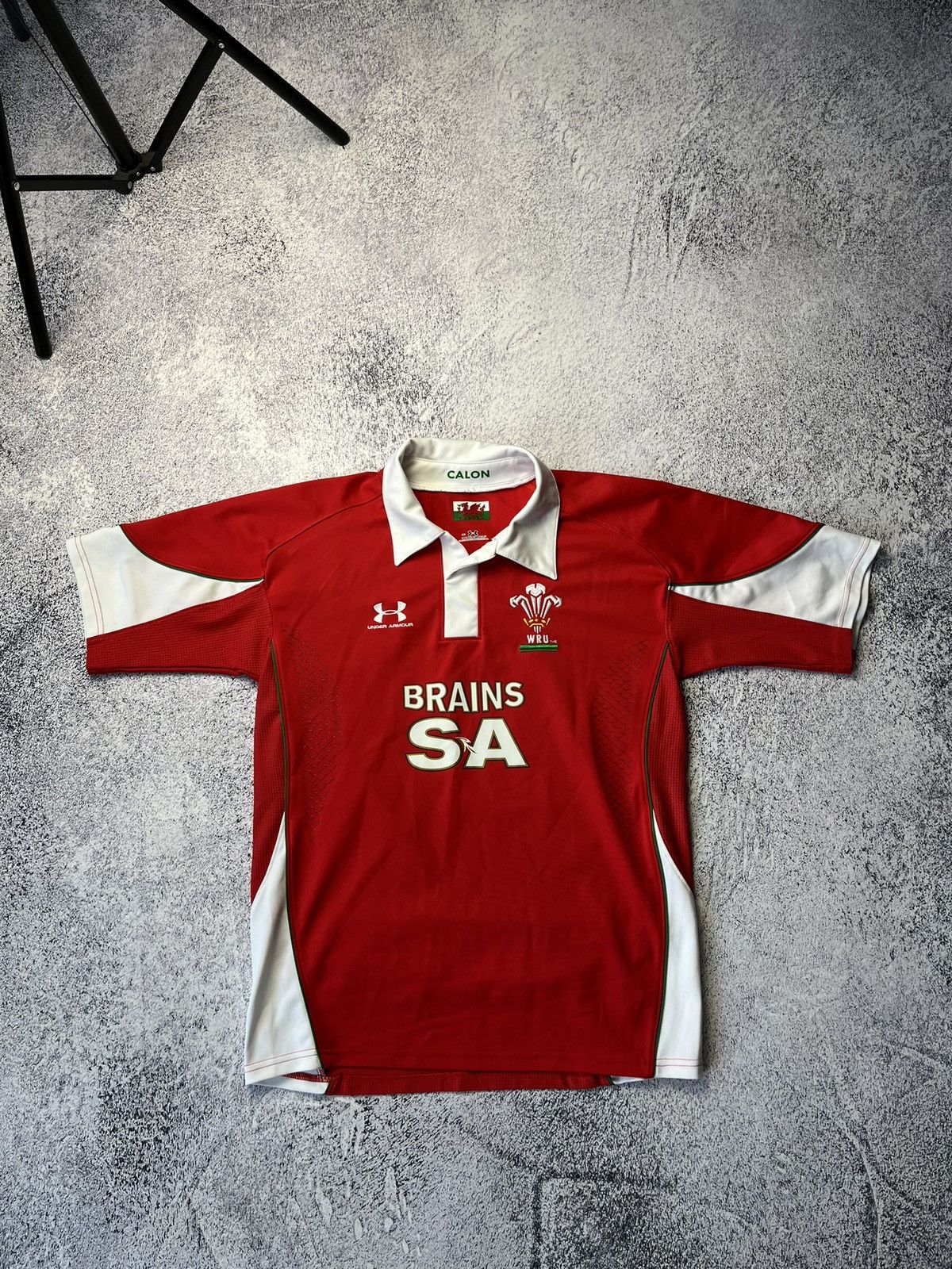 Under Armour Wales Rugby Shirt Under Armour Home Top 2008/09 Jersey Men's Size US L / EU 52-54 / 3 - 1 Thumbnail