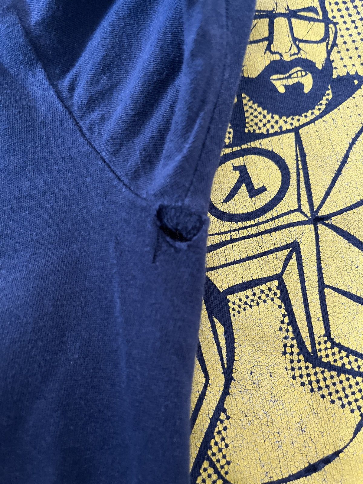 Fruit Of The Loom HALF LIFE 2 T-SHIRT GAME GORDON FREEMAN PROMO TEE Size US L / EU 52-54 / 3 - 5 Thumbnail
